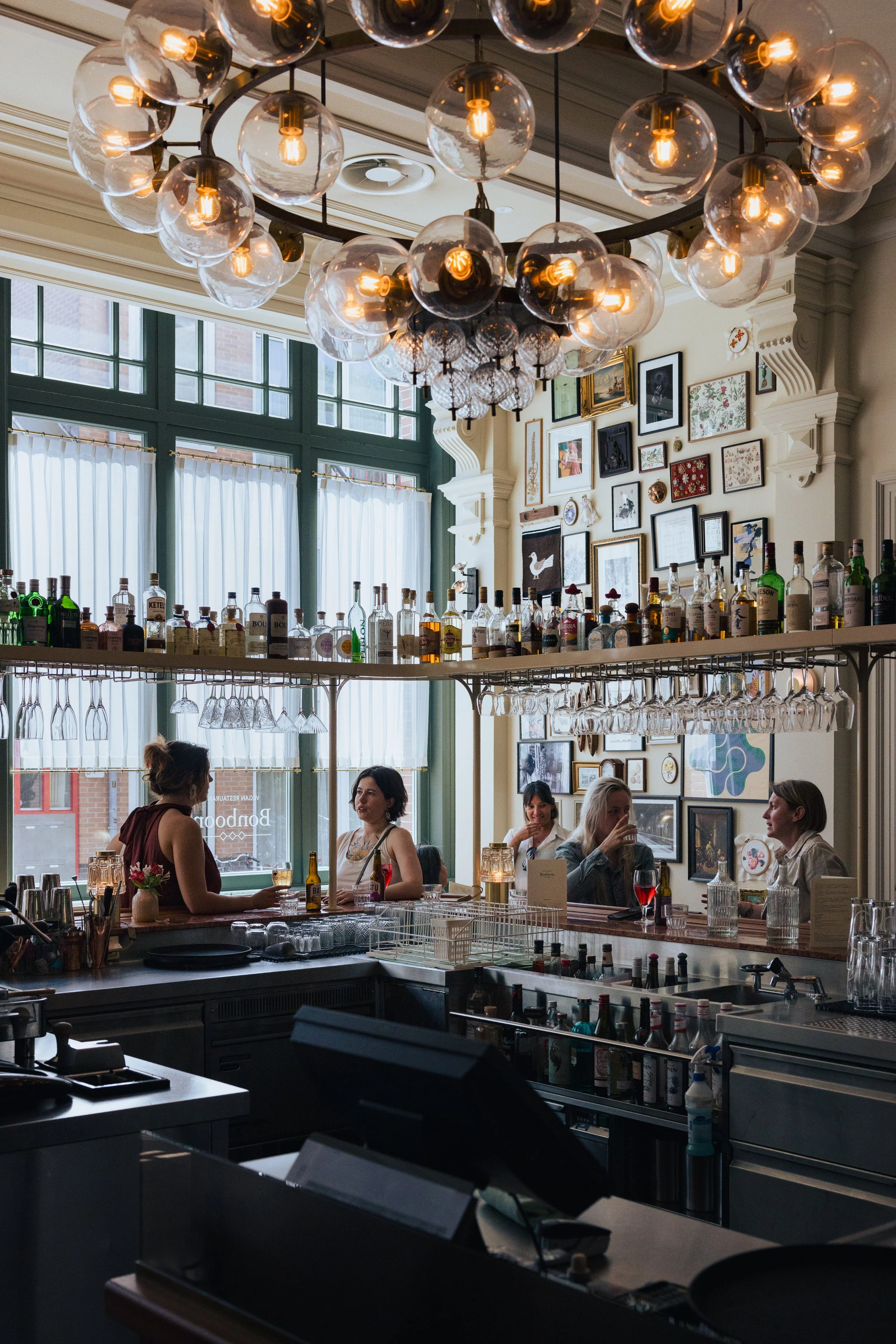Cheetah Stories Stand Tall Community Event Amsterdam at Bonboon Restaurant.