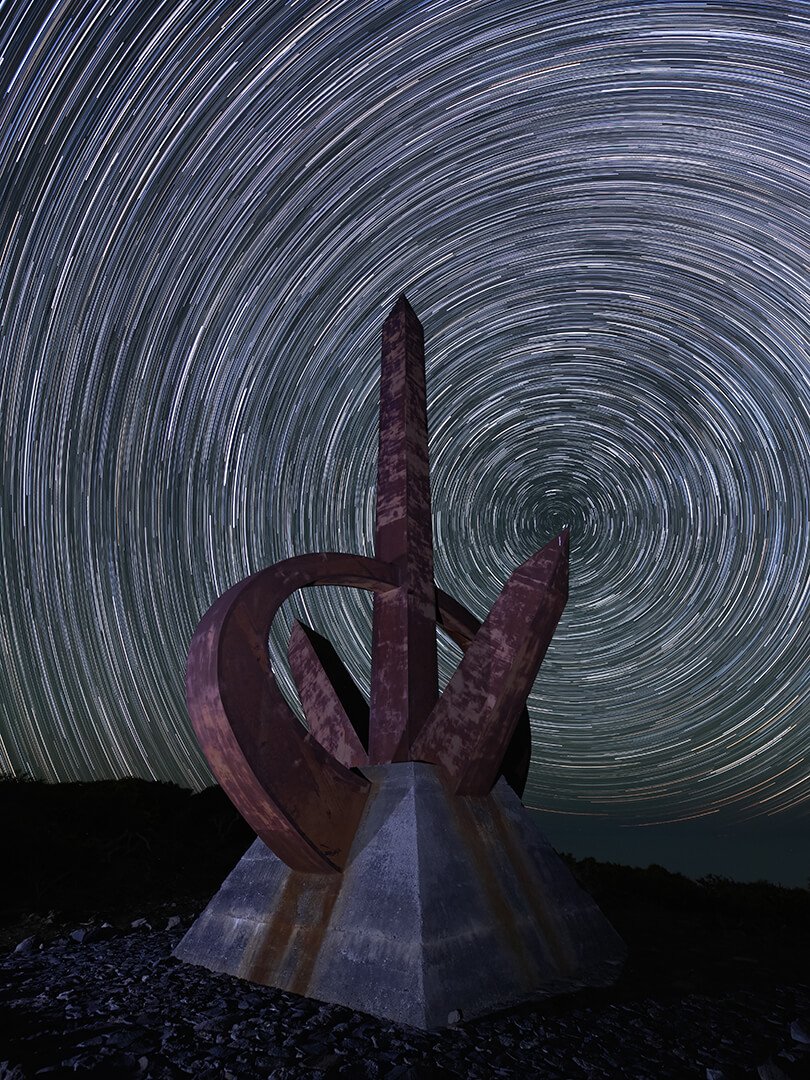 SP26-051 Star trails over Monumento al Infinito, Caldera de Taburiente National Park, La Palma.jpg