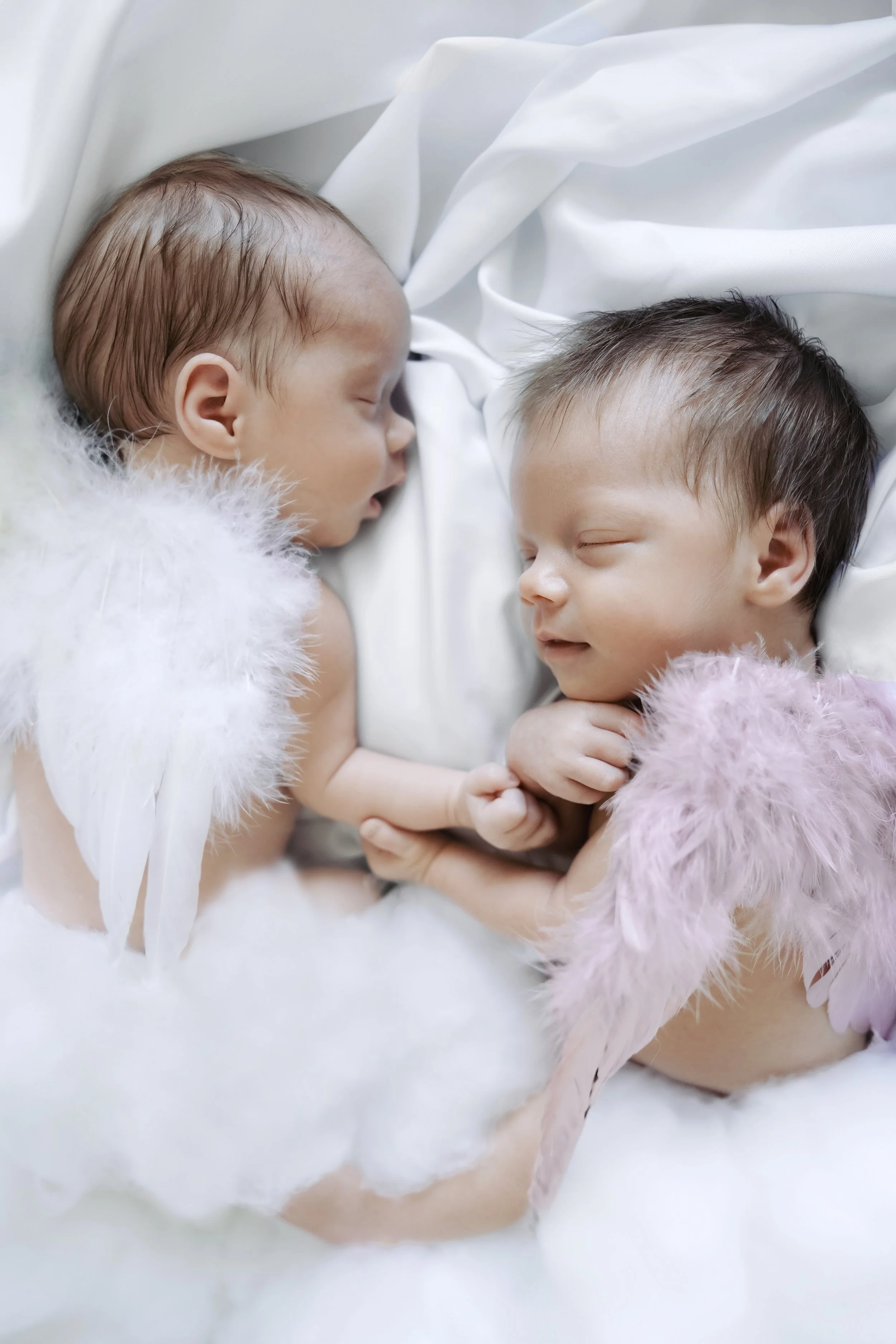 Sofia & Lucrecia - angels 1.jpg