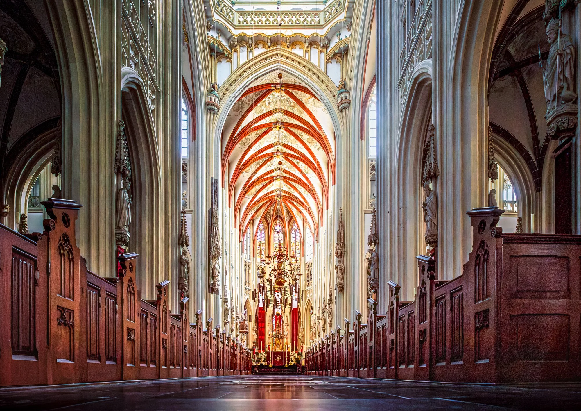 The Quiet Geometry of Worship