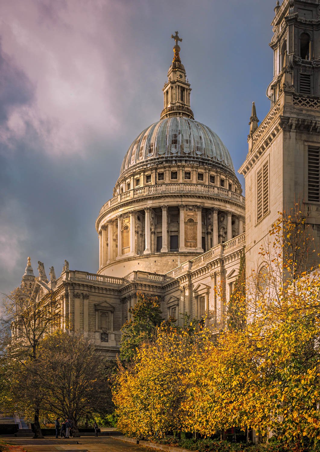 Cathedral of Autumn Light  London 2025 10-506-Edit.jpg