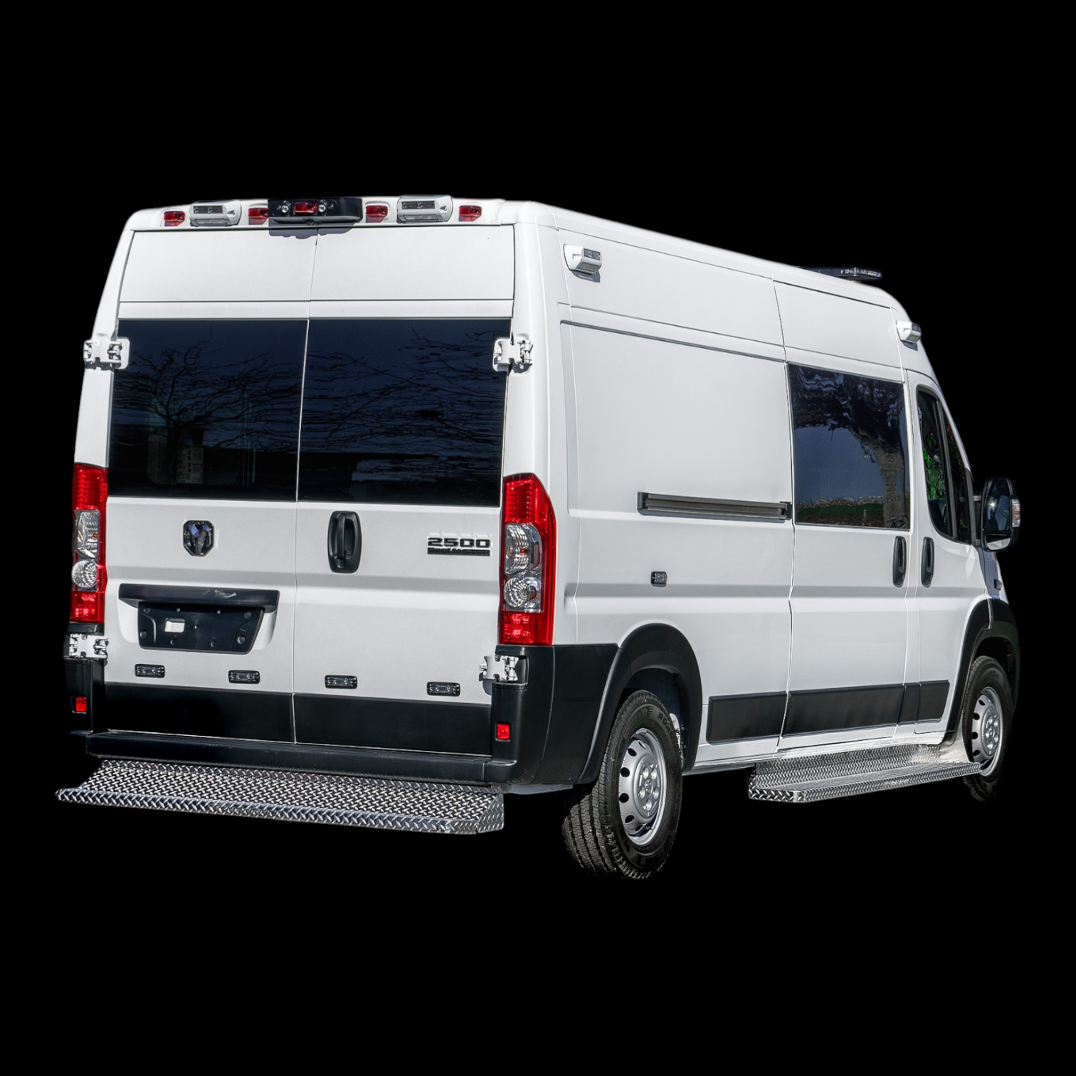 Pioneer II Ambulance 16-Photoroom.png