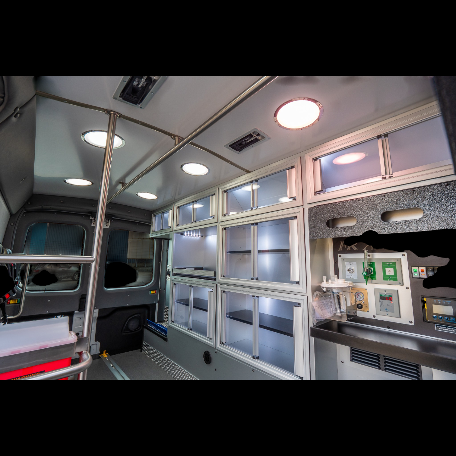 Frontera Ambulance 29-Photoroom.png (Copy) (Copy)