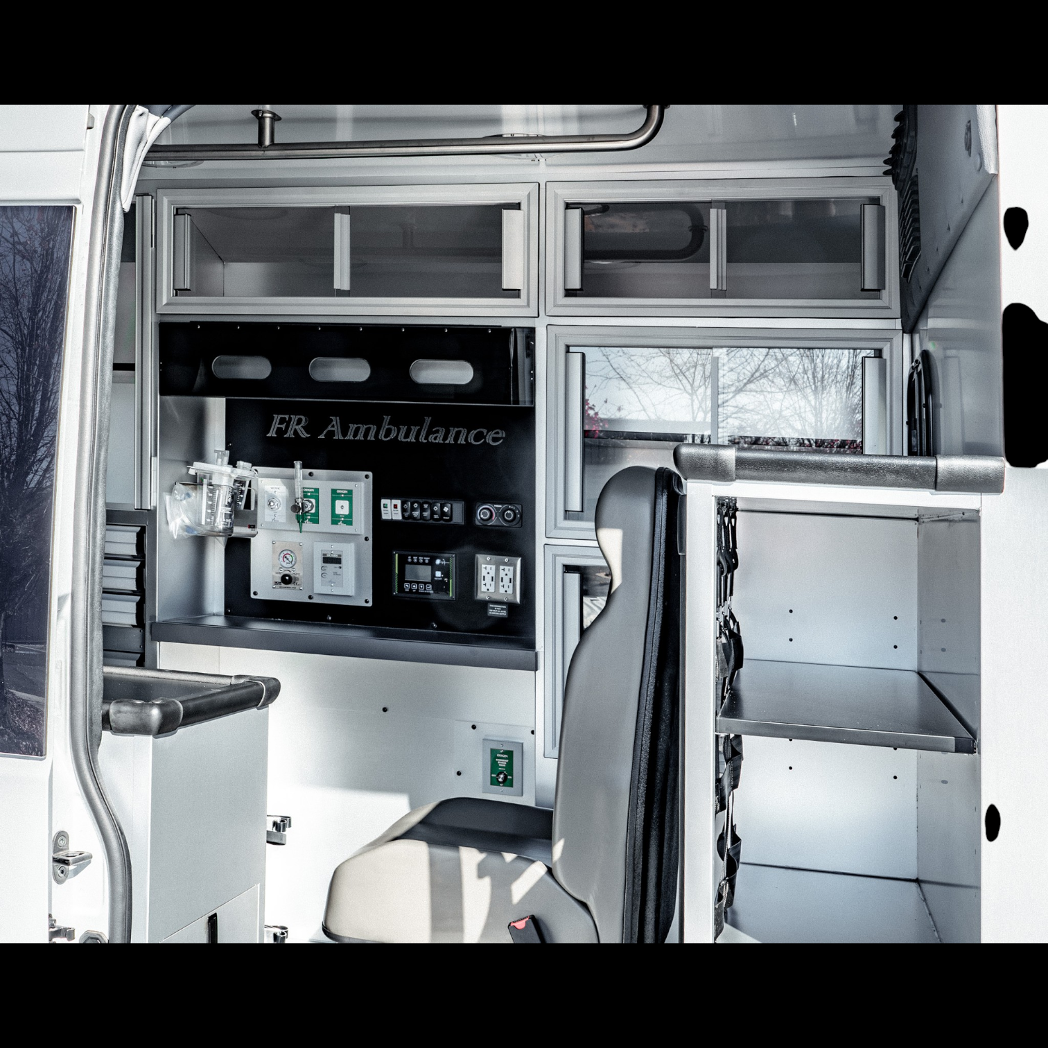 Pioneer II Elite Ambulance 46-Photoroom.png