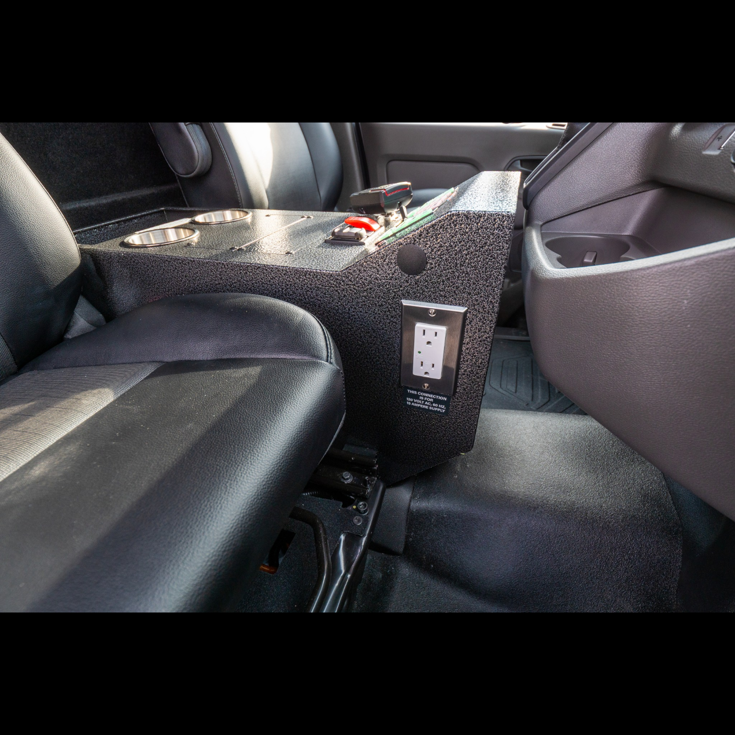 Frontera Ambulance 21-Photoroom.png (Copy) (Copy)