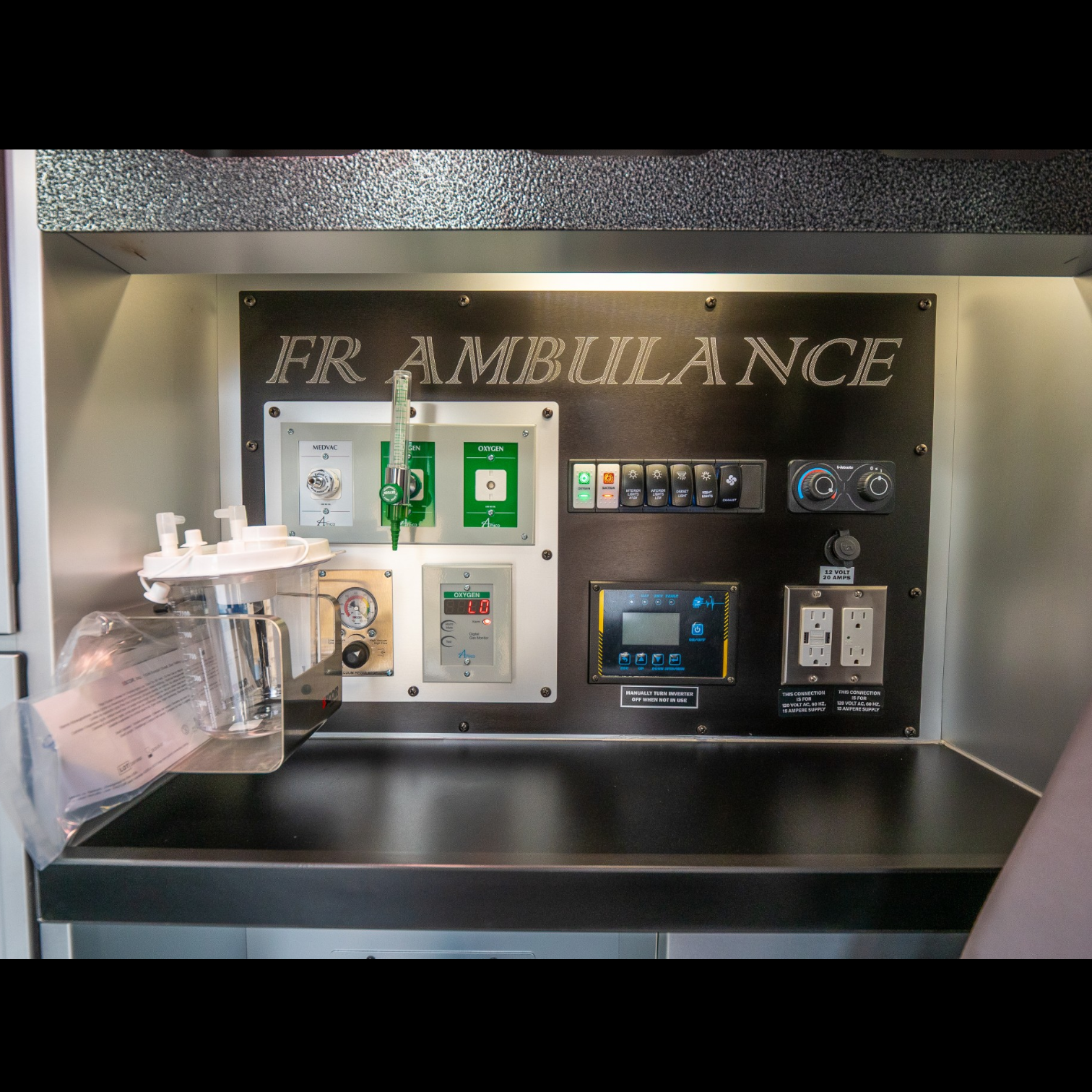 Frontera Ambulance 30-Photoroom.png (Copy) (Copy)