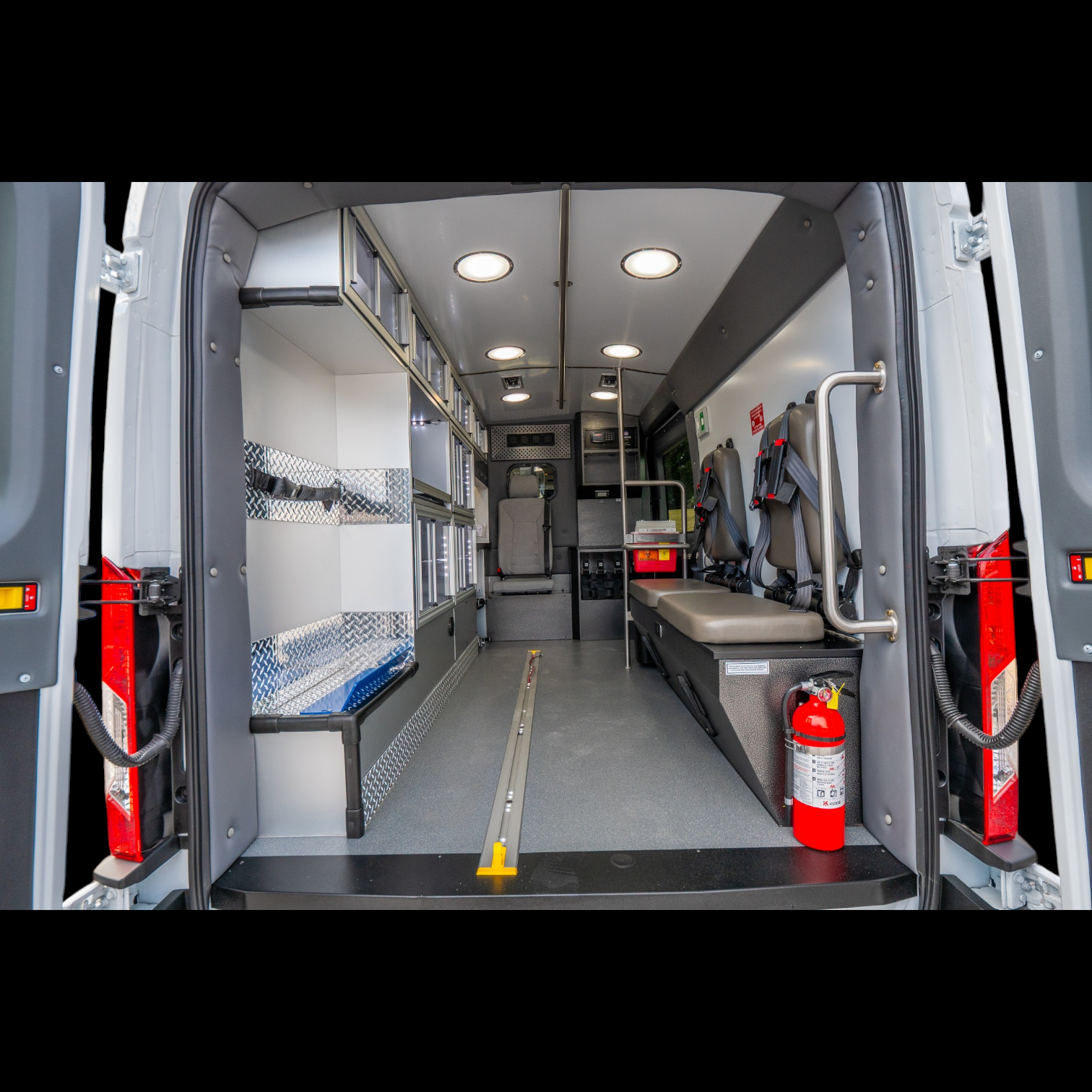 Frontera Ambulance 39-Photoroom.png (Copy) (Copy)