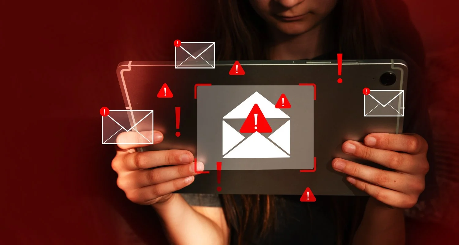 Teen Scam Awareness: How to Spot Red Flags Before You Click, Pay, or Share