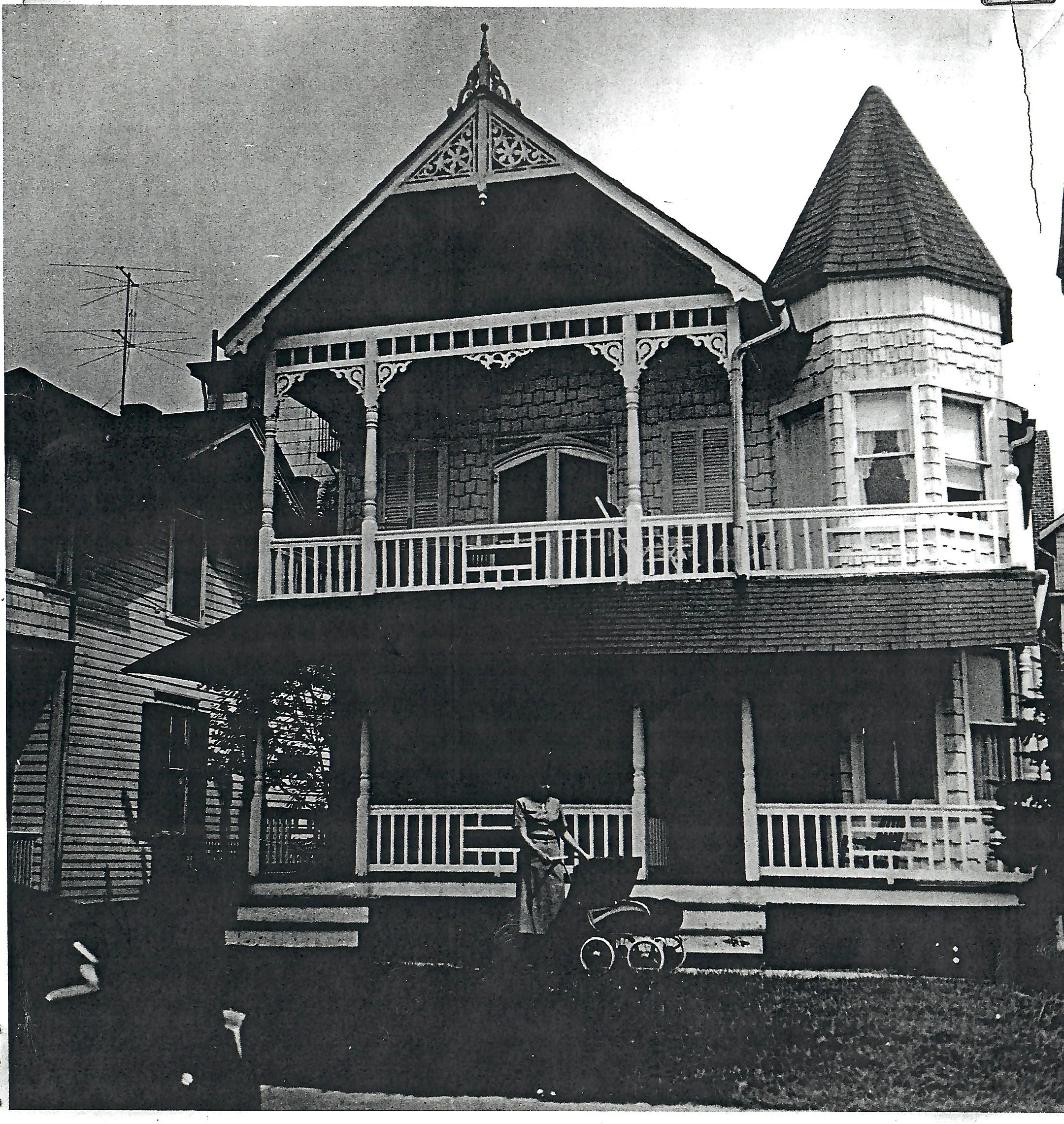 13 Heck Ave (Circa 1940s)