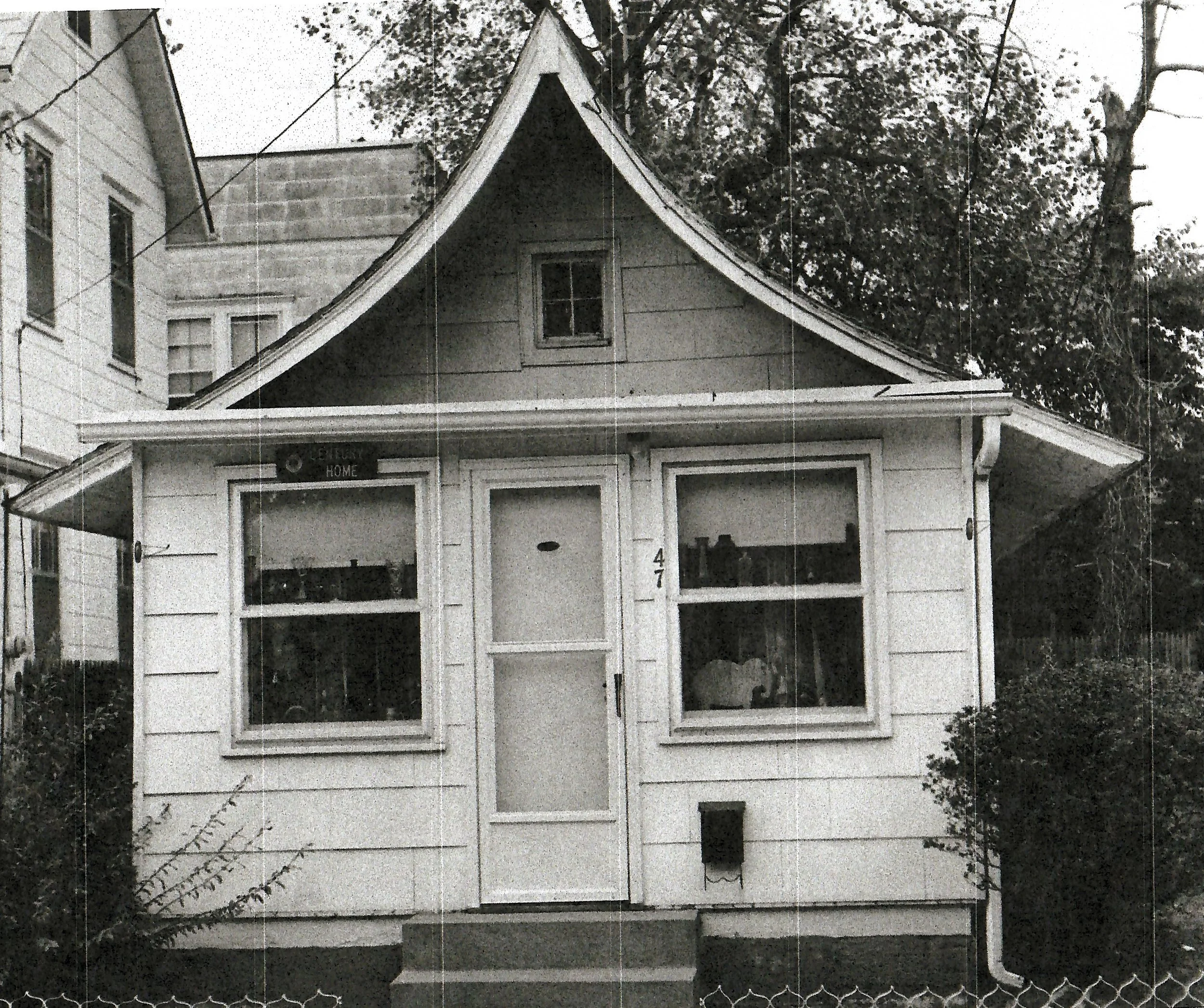 47 Heck Ave (taken during the Bicentennial)