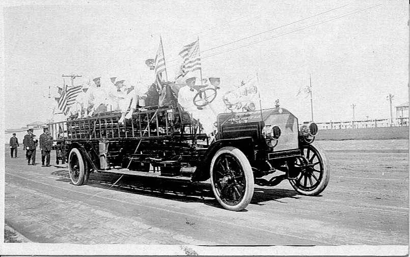 Fire Truck 10 DB RP BW.jpg