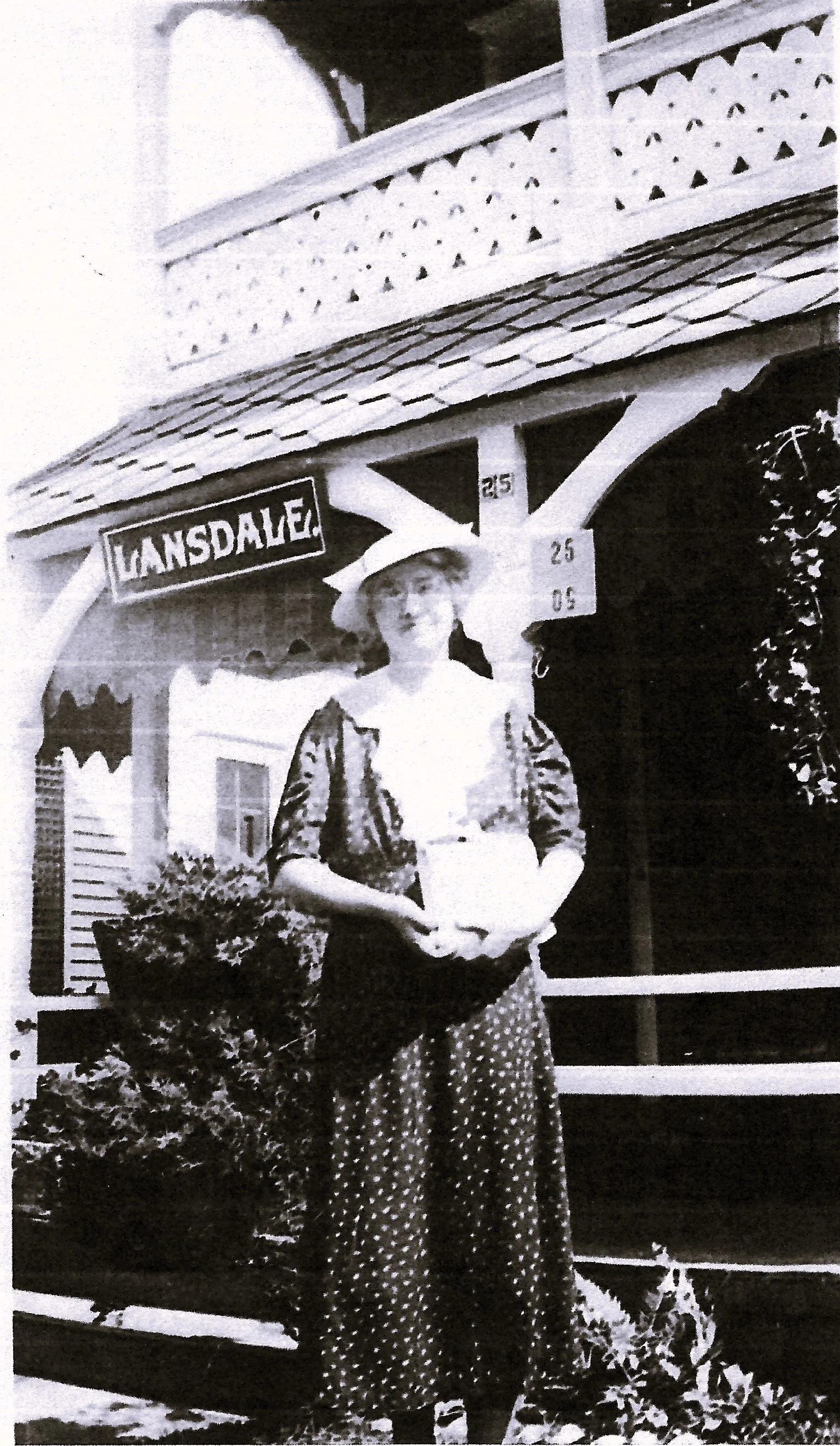 25 Heck Ave: Lansdale Boarding House