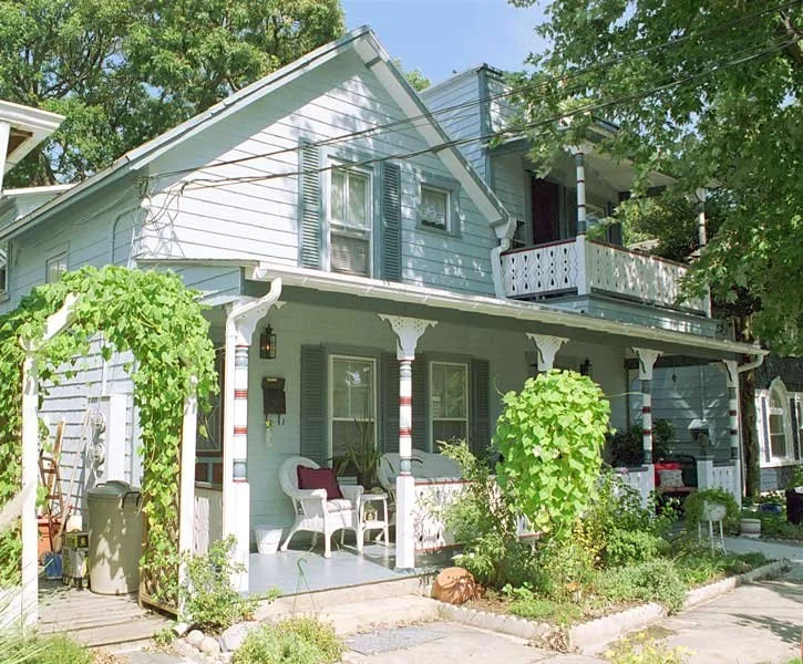 71 Mount Hermon Way (Taken during the Bicentennial)