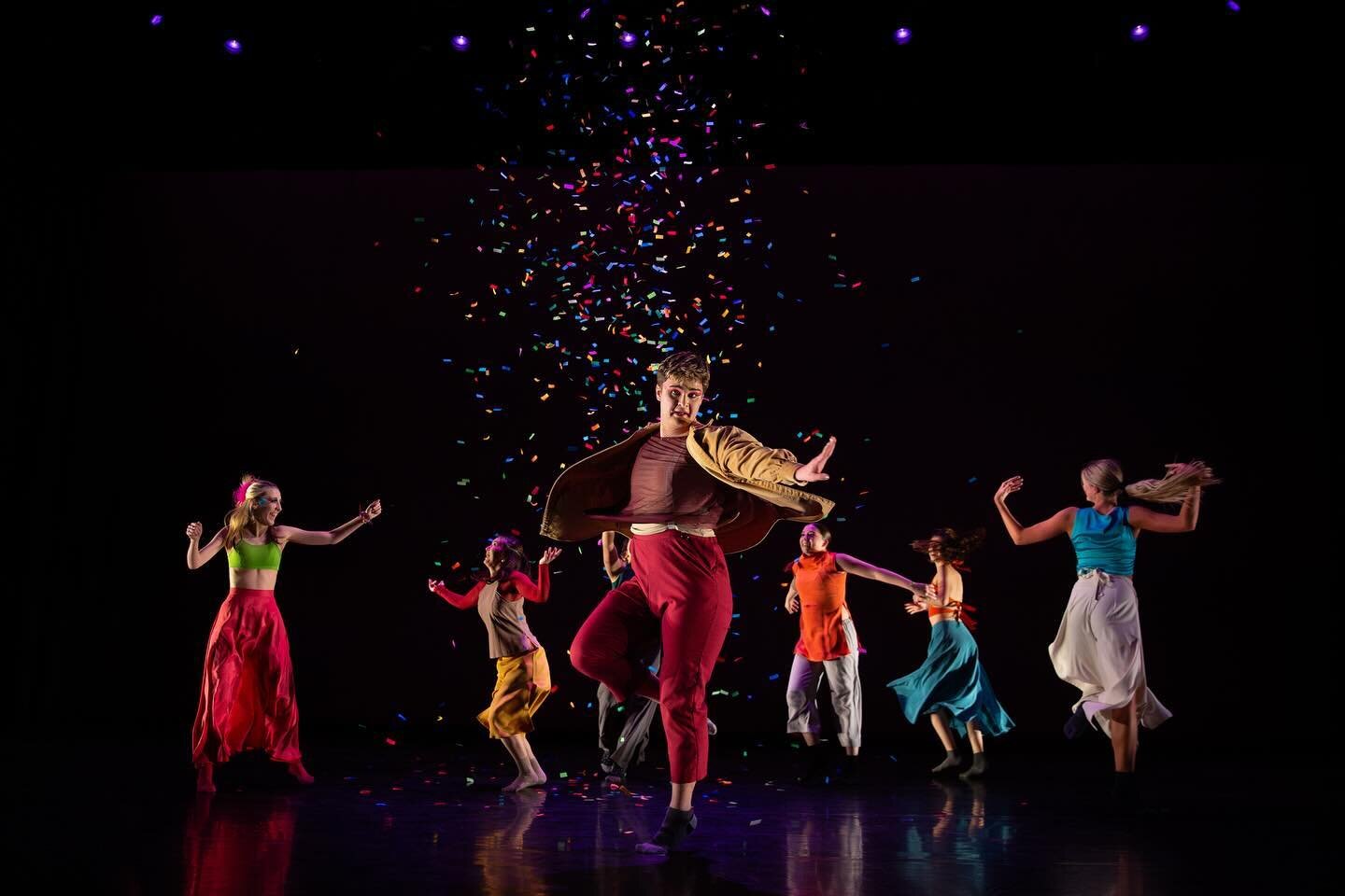 Come to OUTRO&mdash; tonight (March 29) and tomorrow. More info in our bio or at dance.utah.edu. 
📸 @toddcollinsphotos