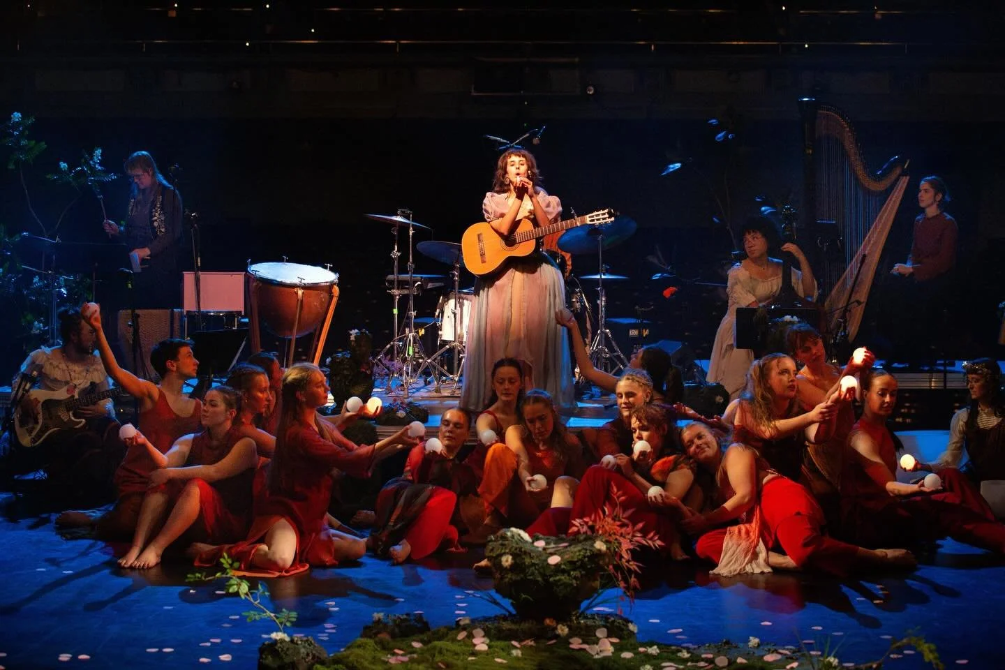 Last semester, 16 School of Dance students performed in To Be a God, choreographed by SOD alum @roxannegray.co . The immersive, magical event featured live music performed by @little.moon.music , and gave these students the amazing chance to work wit