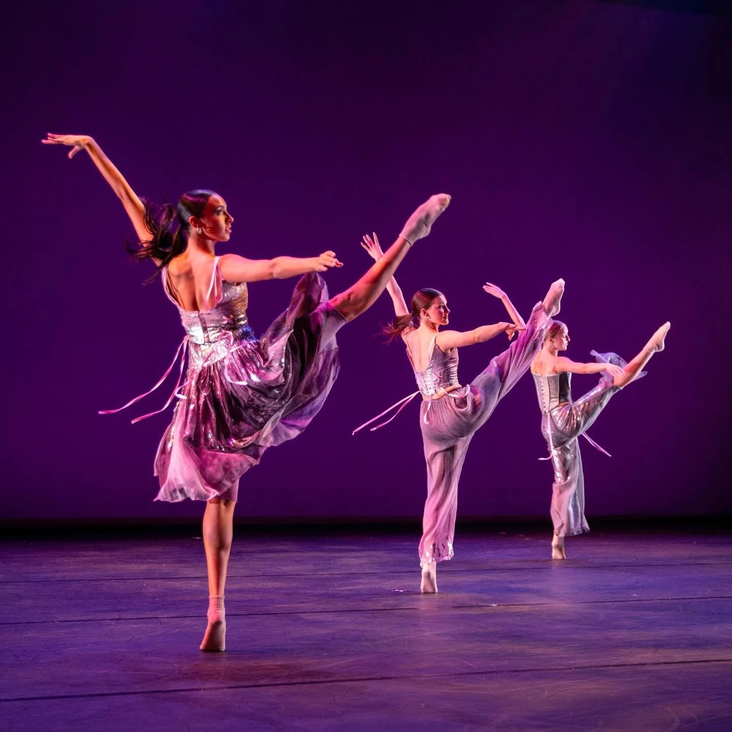 From &ldquo;Sono Fatto Cos&igrave;: I Come Exactly as I Am,&rdquo; choreographed by @strawberry_blonde_ambition 

See &ldquo;Sono Fatto Cos&igrave;&rdquo; in BELLE DANSE, still playing this weekend! 
Feb. 19 | 5:30pm
Feb. 20 | 7:30pm
Feb. 21 | 2:00pm