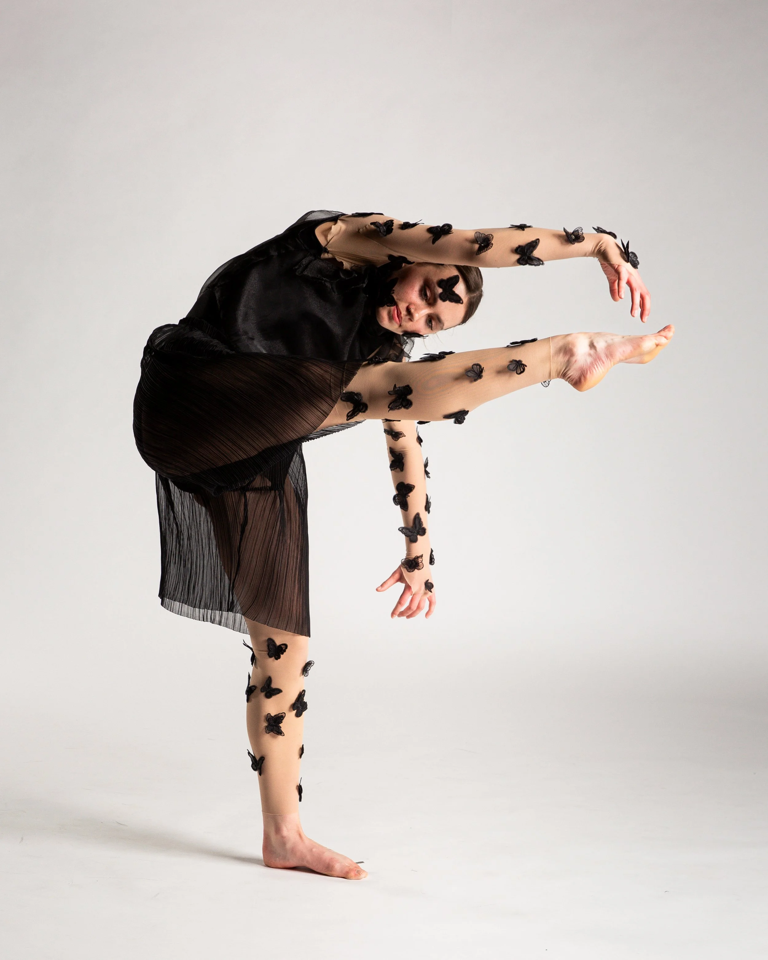 U of U Dance GROUNDING studio shoot 11-18-24 1125 edit.jpg