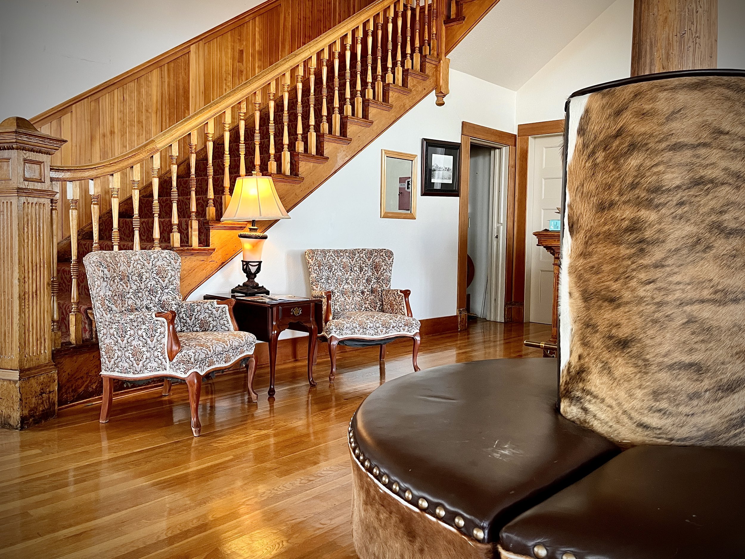 Historic Shaniko Hotel Lobby