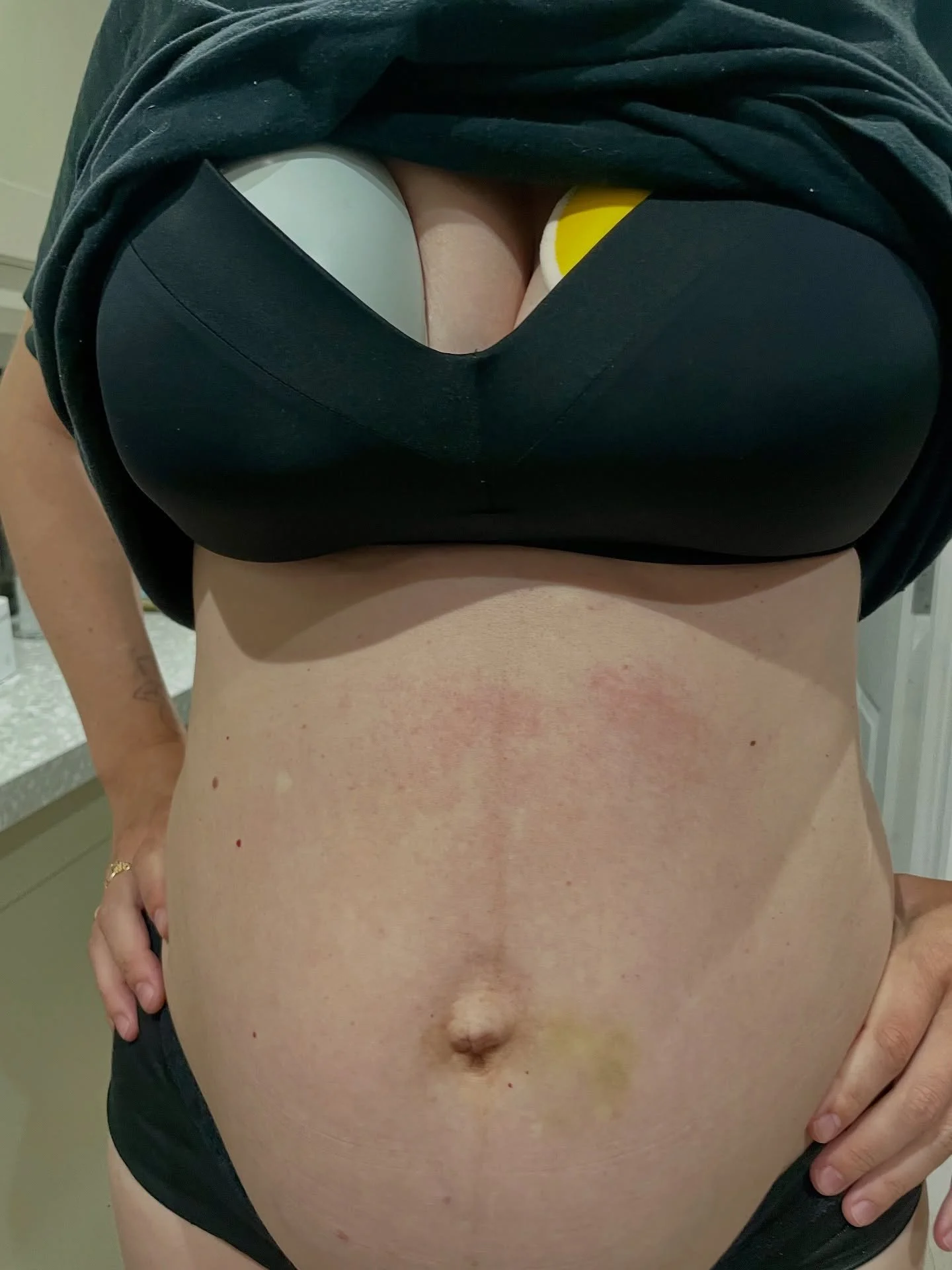 one month postpartum, IYKYK 🤪 #glamour #warriorbody