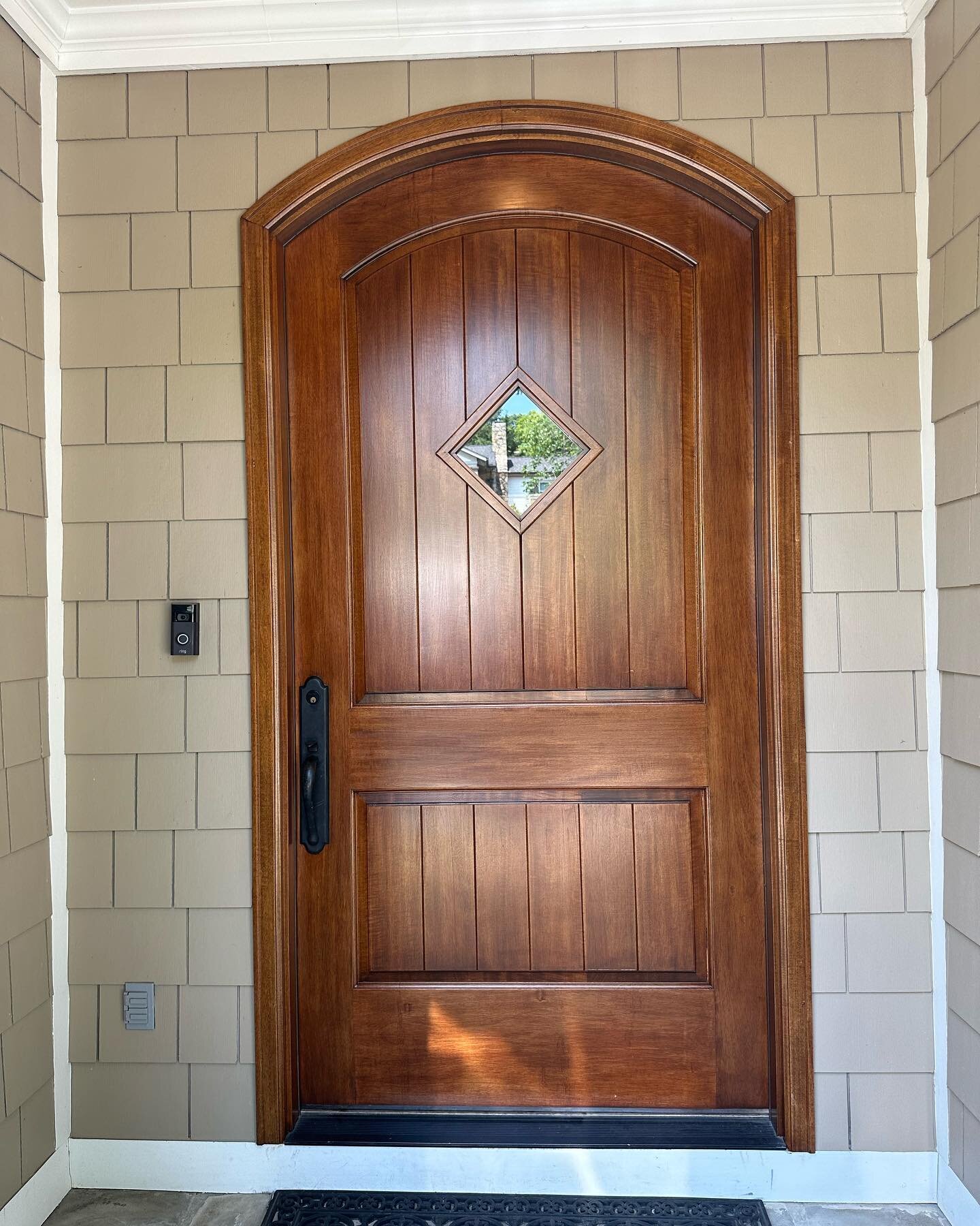 Gorgeous front door brought back to life! #sikkens