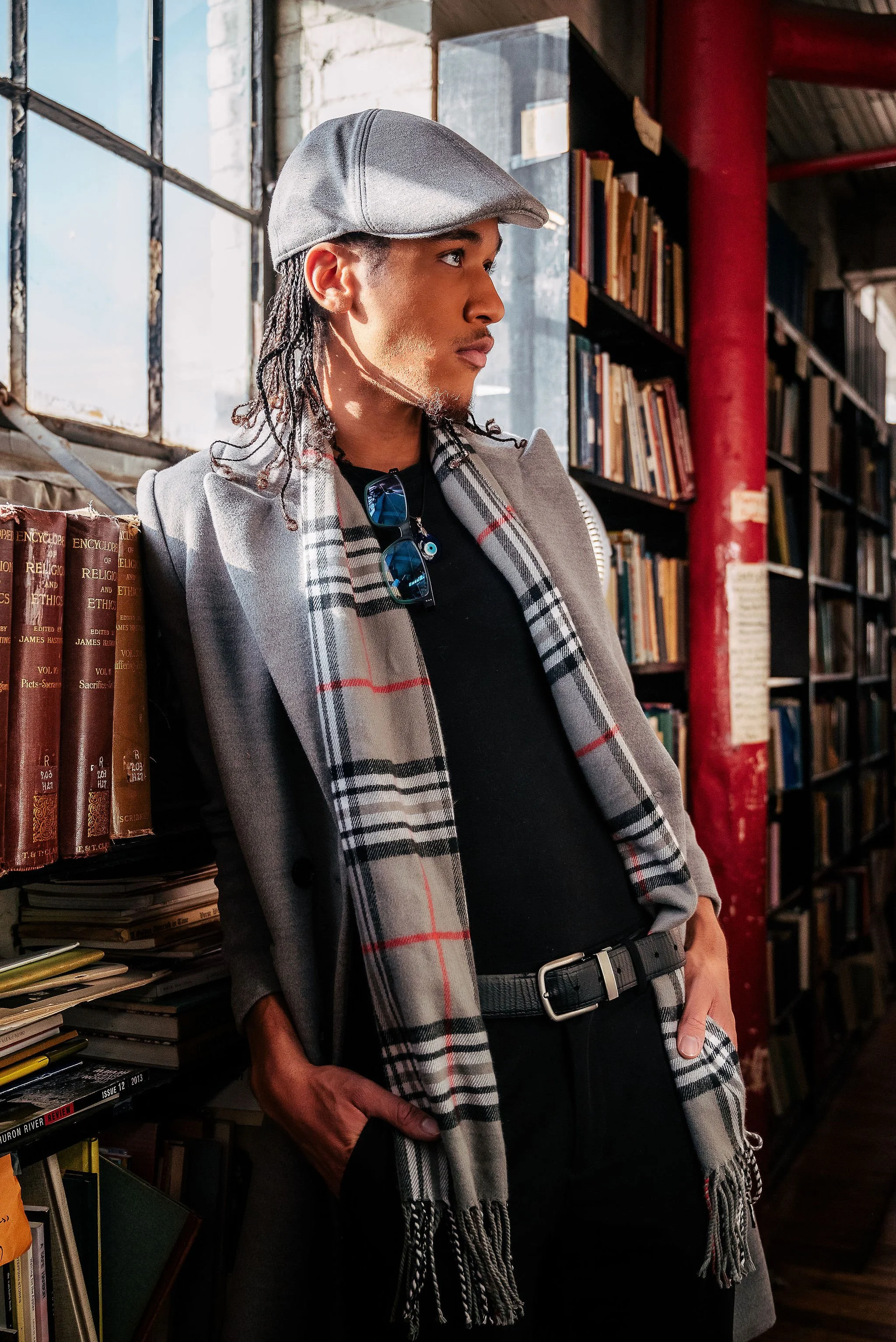 Photoshoot In John King Bookstore