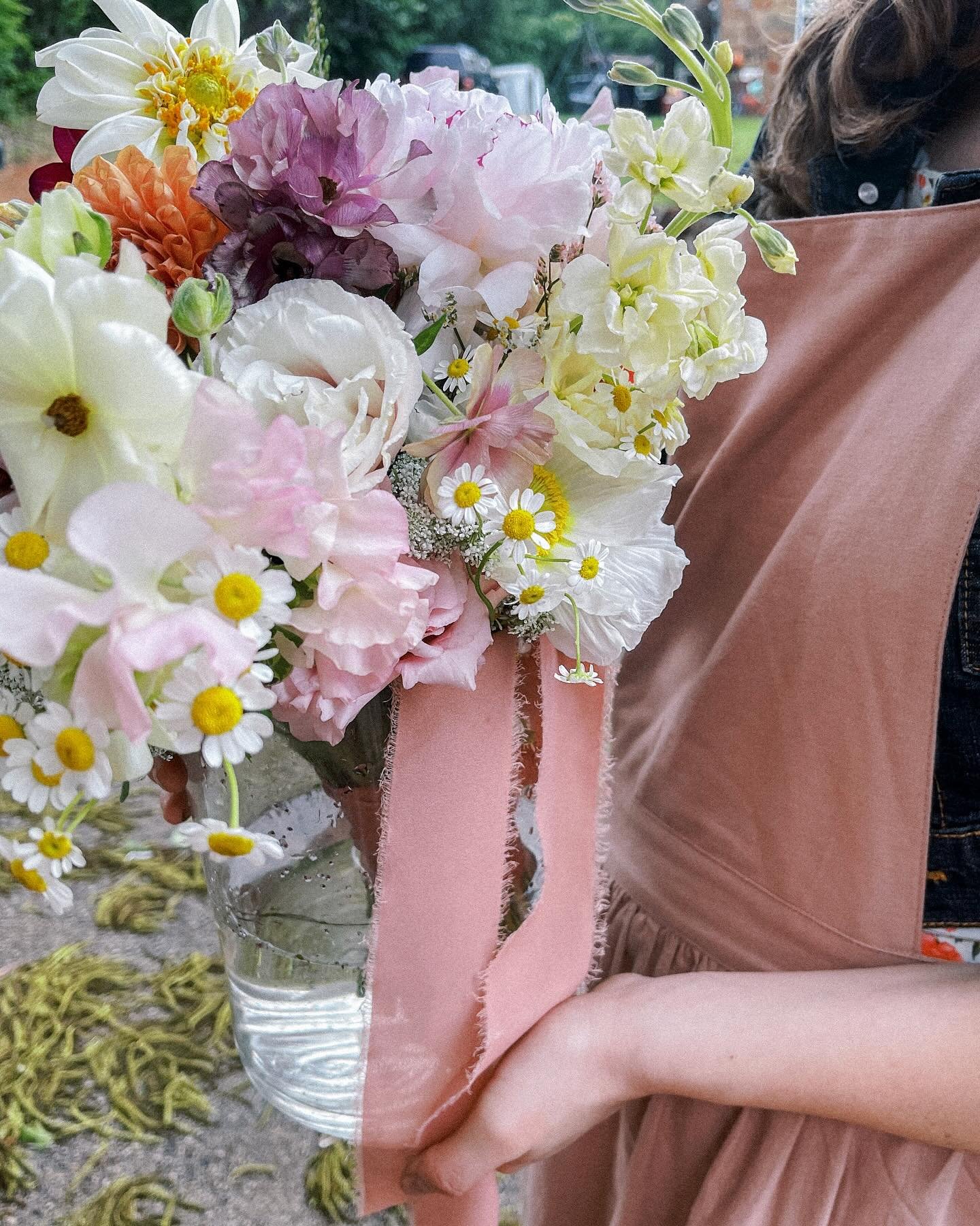 a few hand tied bouquets to brighten up your feed 🍋