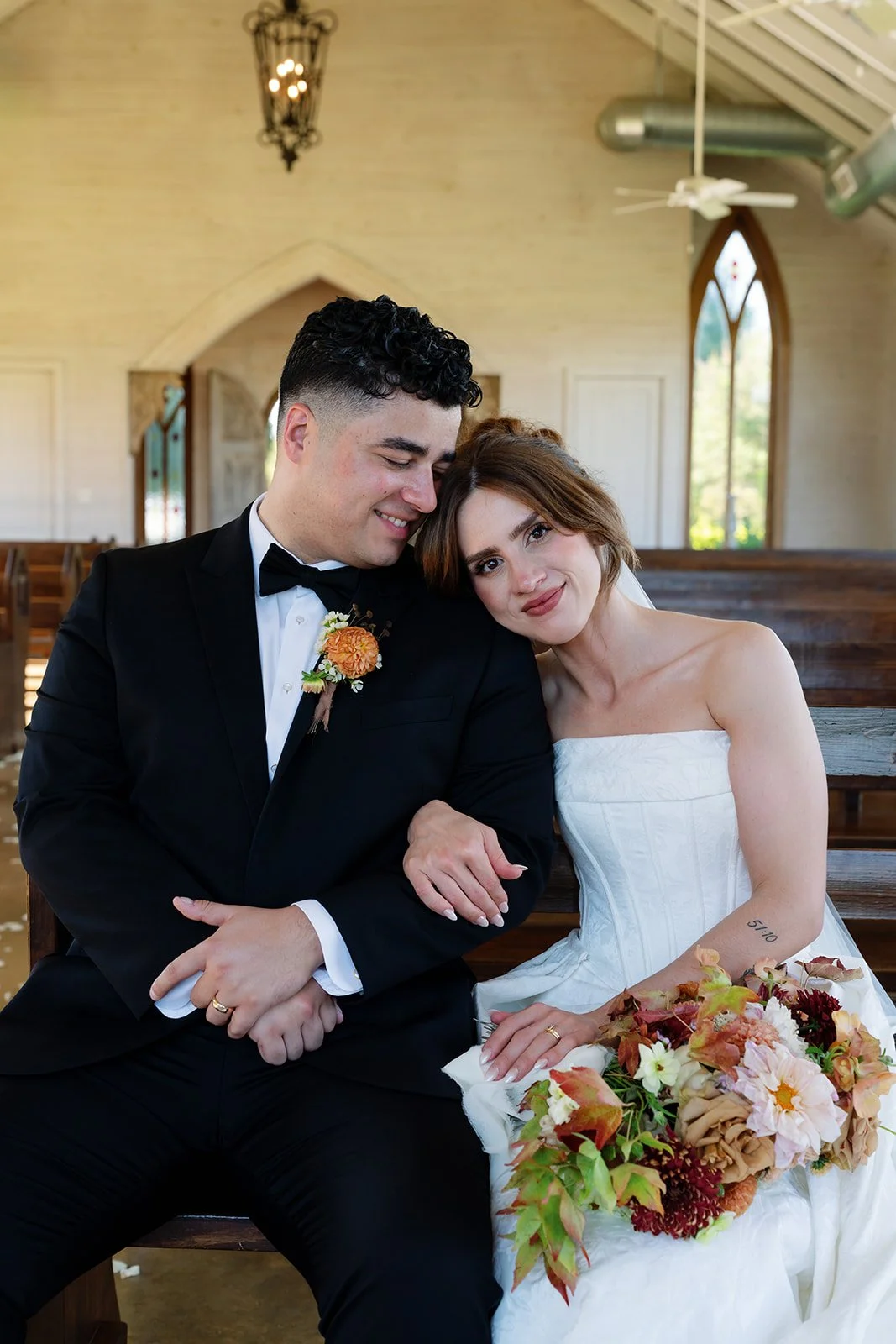 loganalex_thebrooksatweatherfordwedding_stillsbytrinity-776.jpg