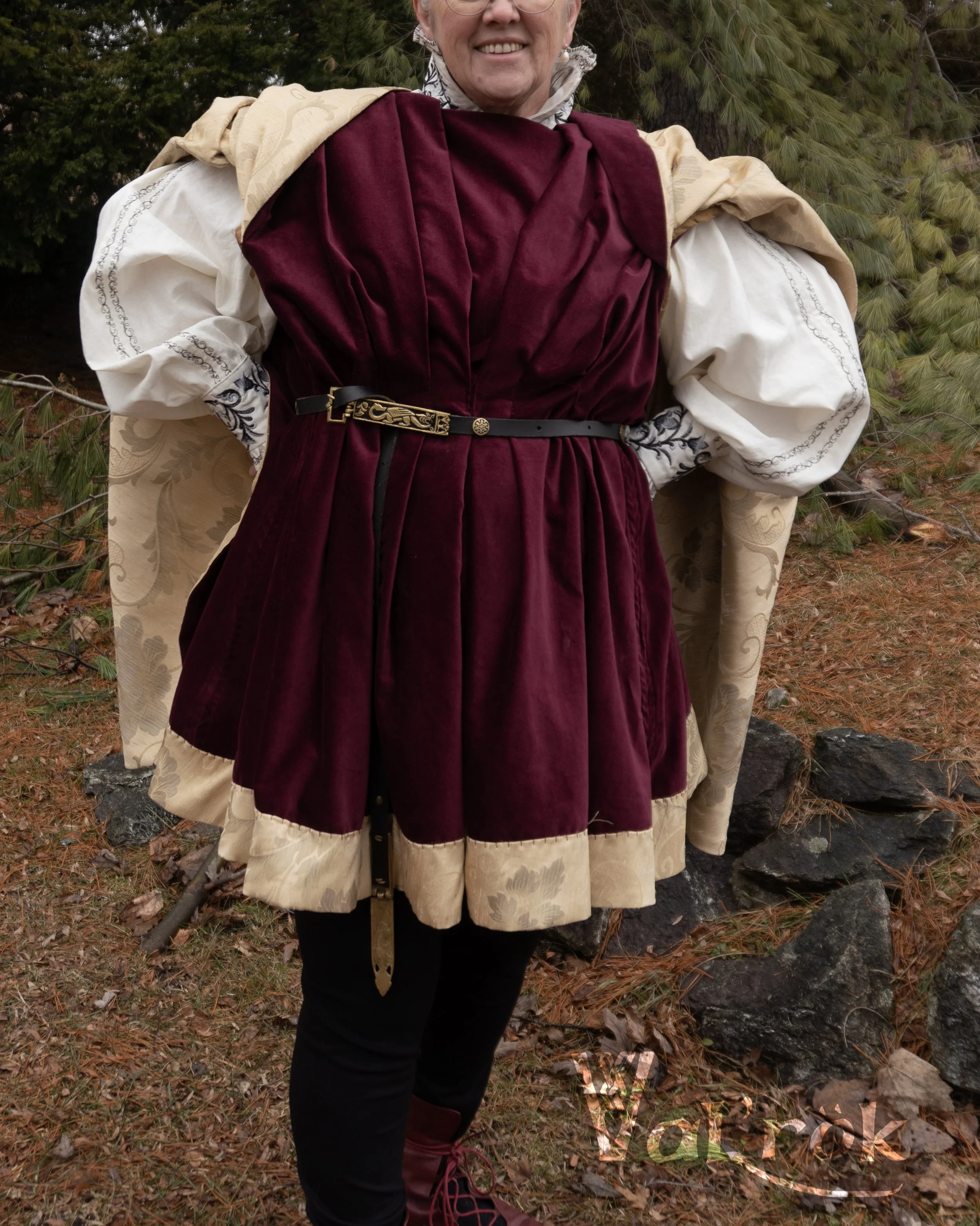 houppelande manche up 1 wgR.jpg (copie)