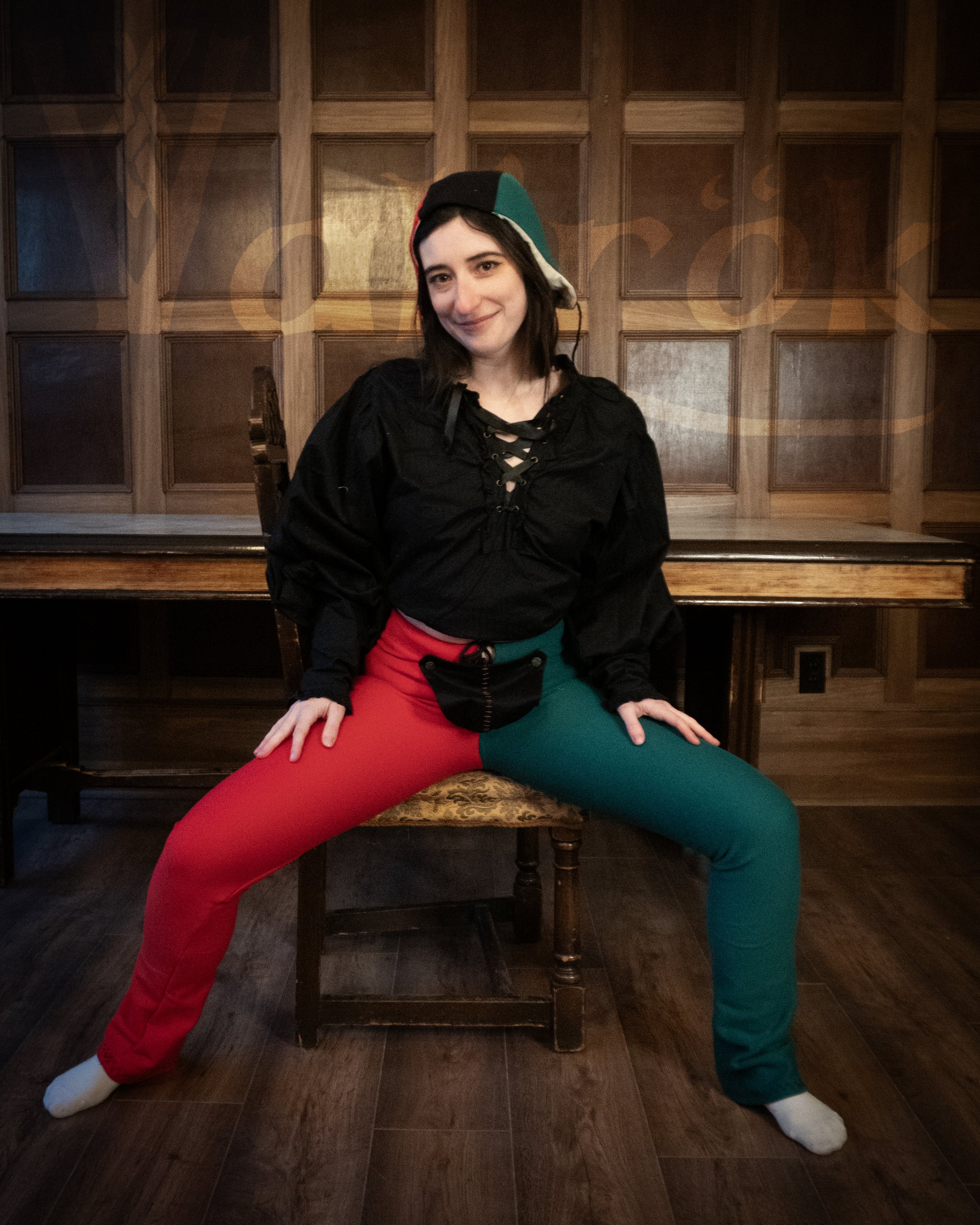 camille legging aventurier hiver rouge et vert dedans.jpg