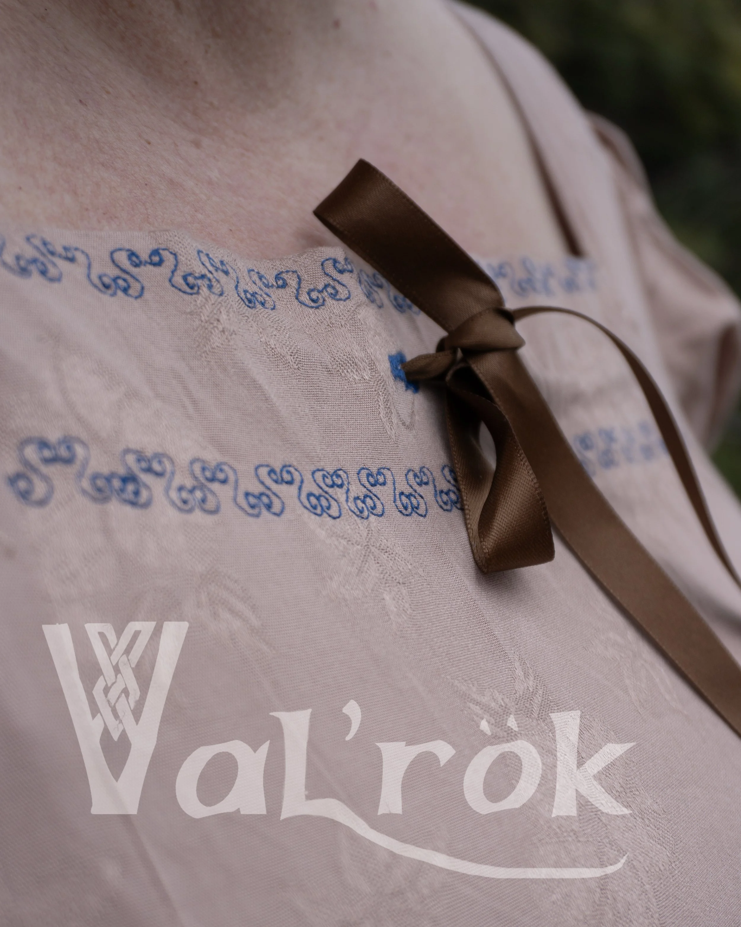 miss wynn beige clsoe up  ruban.jpg