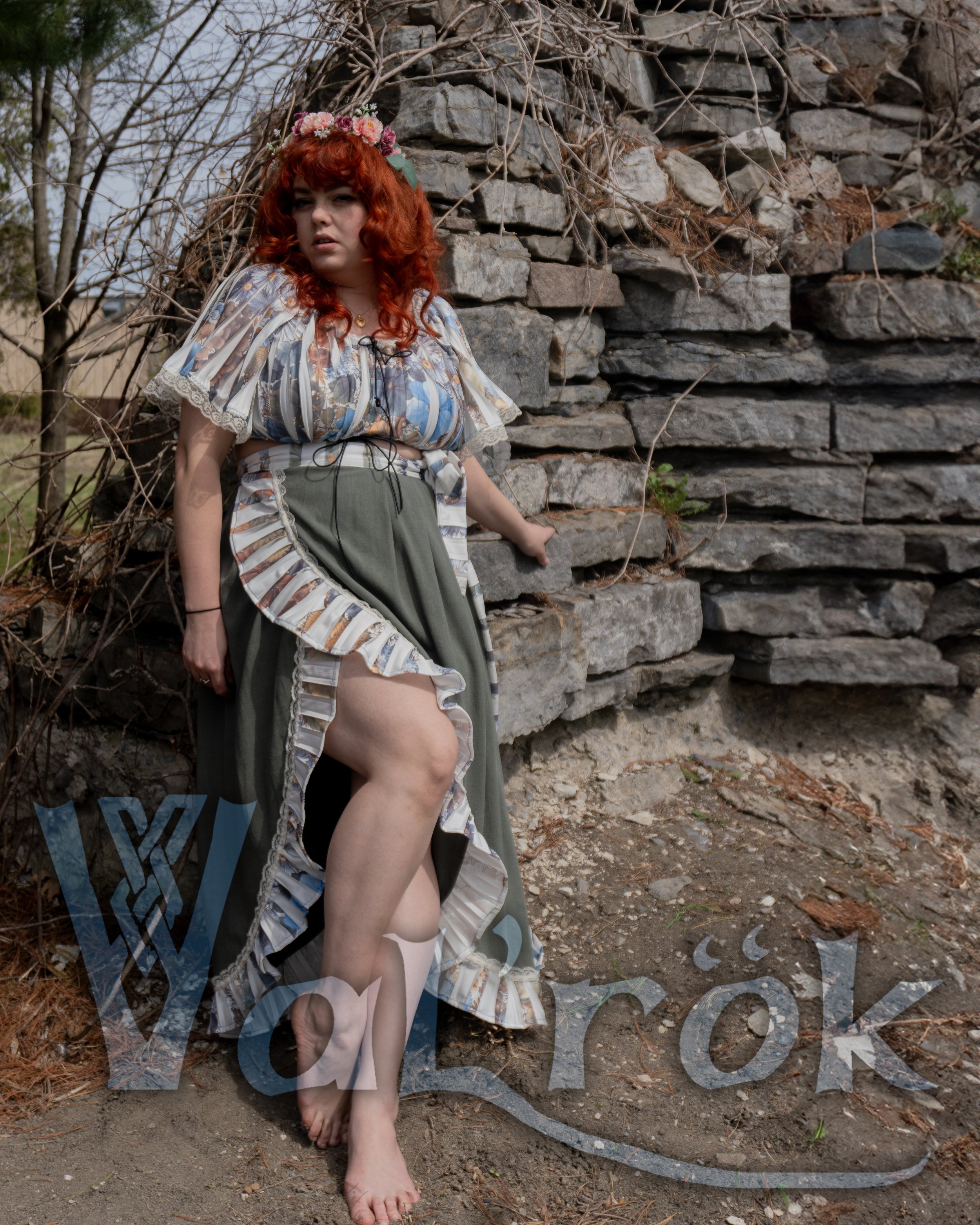 VIRGINIE GOT LEG FOR DAY FLEURRIN copie.jpg