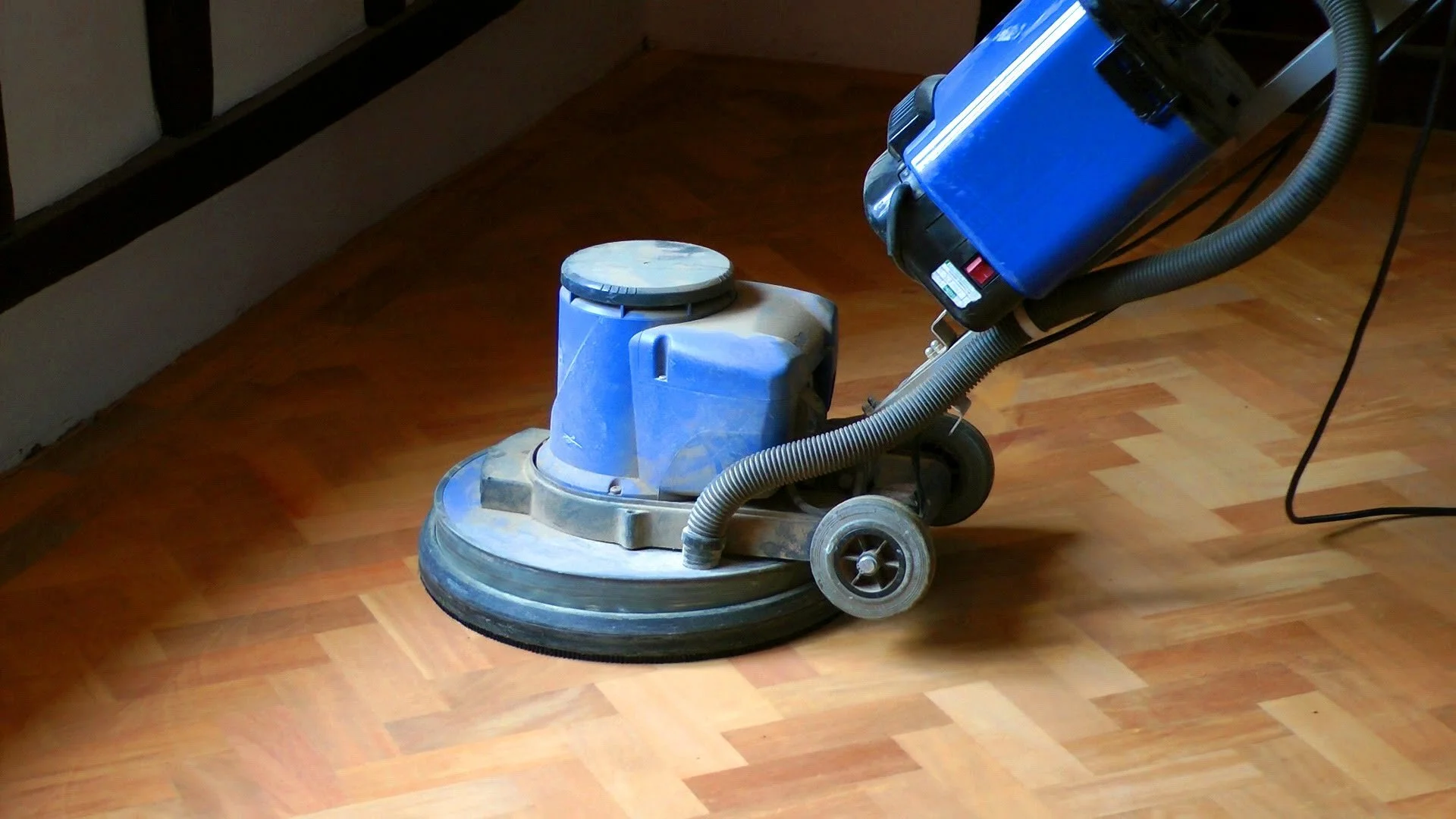 sanding1.jpg