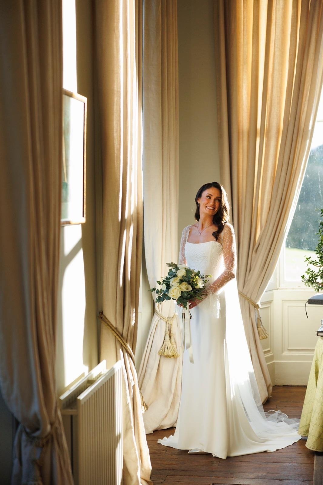 Beautiful real bride Shauna wore @alexandragrecco for her gorgeous Winter wedding day 🤍

We love seeing our real brides looking full of joy on their wedding day!

#TheSuite #TheSuiteRealBride #2024Bride