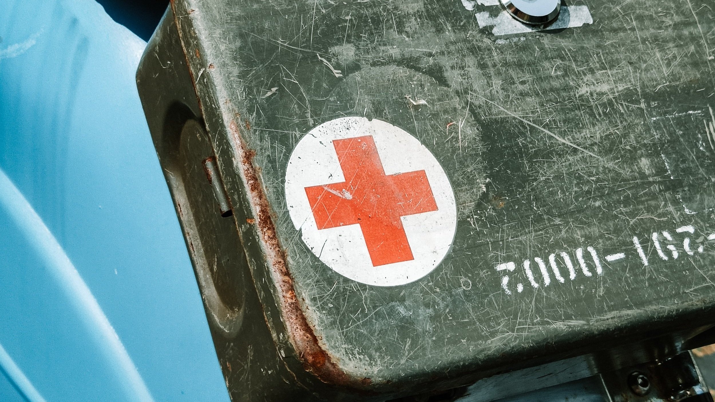 cpr-firstaid-melbourne-basic-first-aid-training.jpg