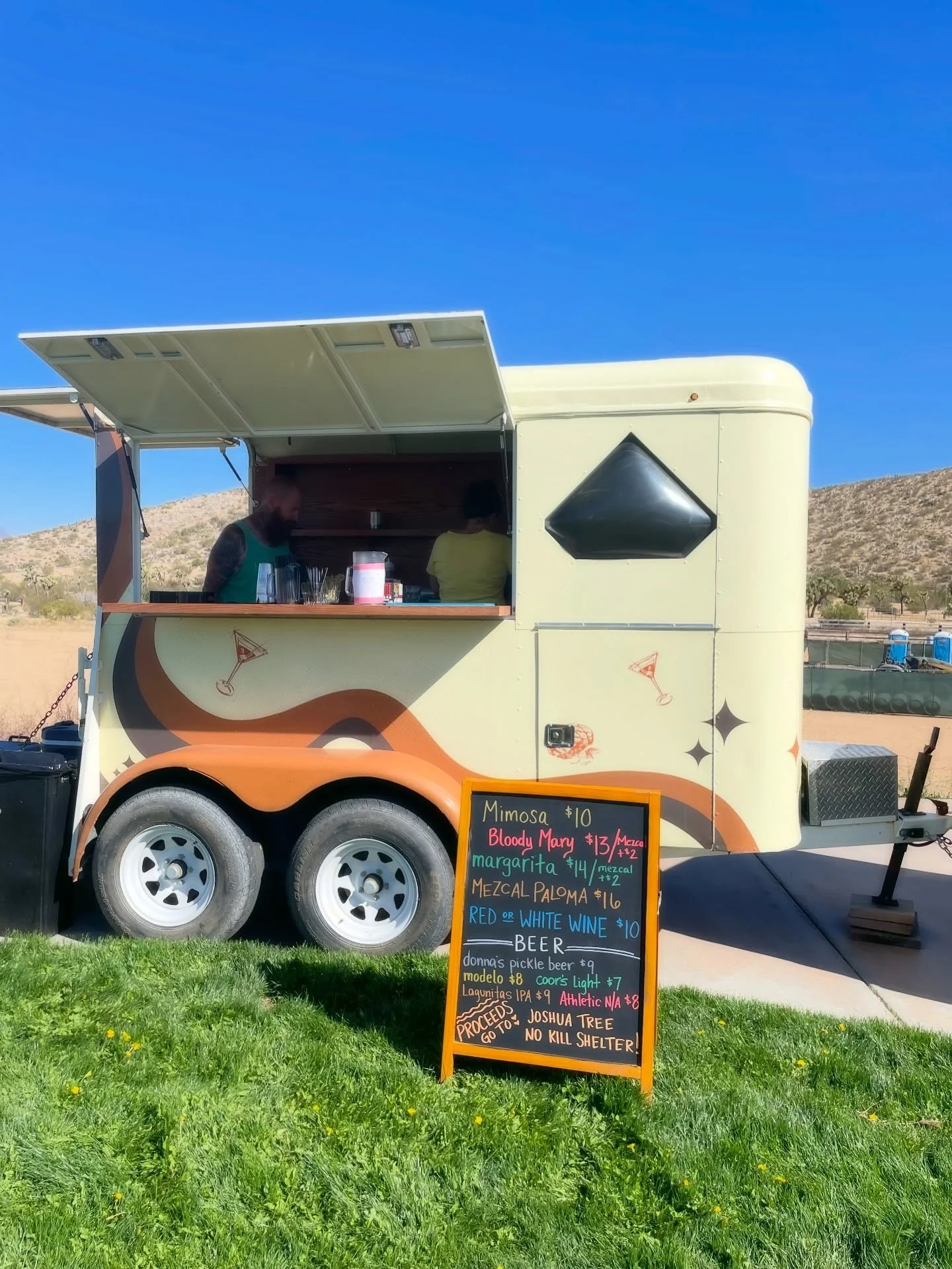 We are posted at the Woof Walk at Essig Park!
Grab a beer, glass of wine, or cocktail to raise money for @morongobasinhumanesociety .
#woofwalk #yuccavalley #barpopup #essigpark #adoptdontshop