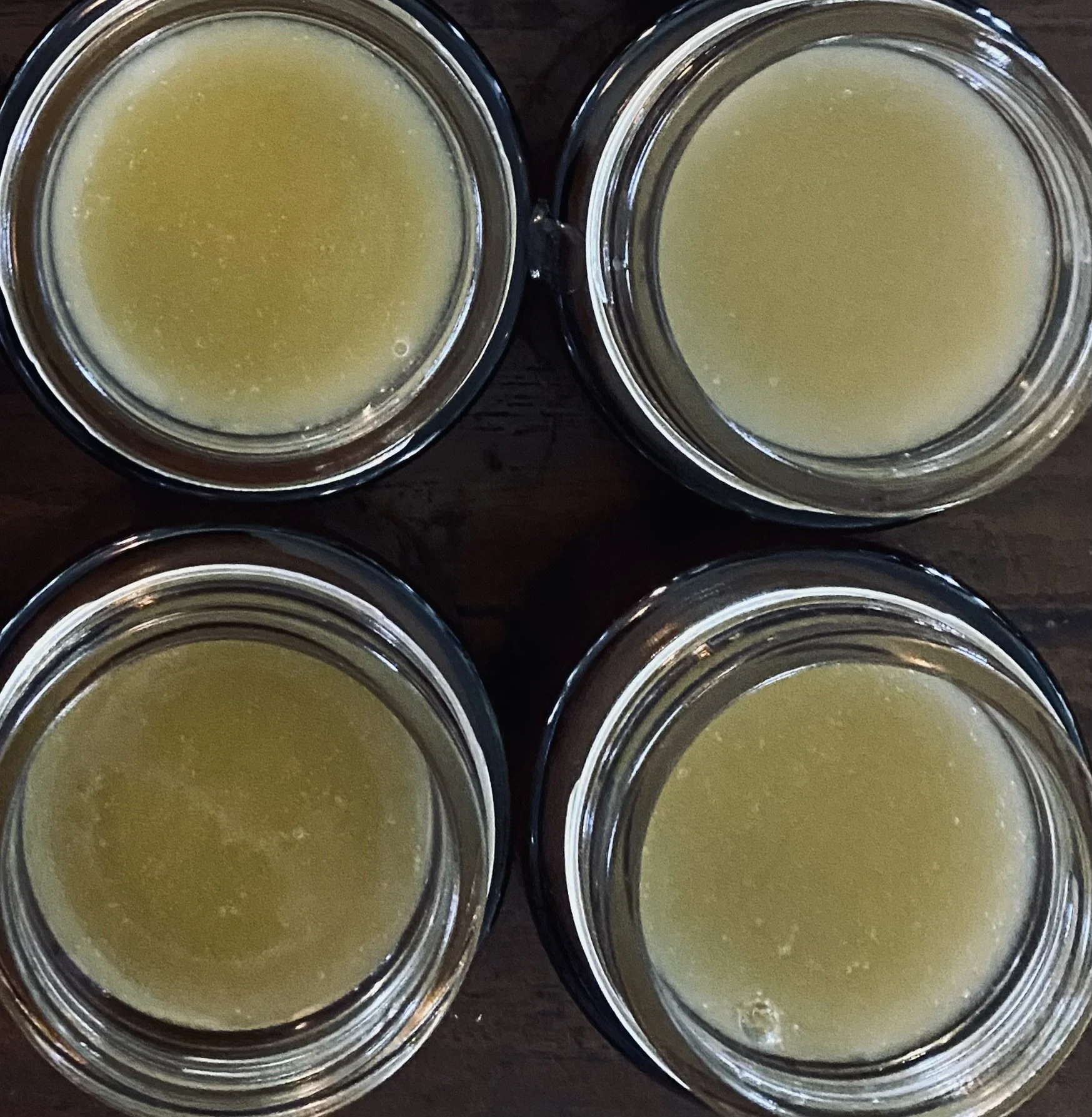 Comfrey & White Willow Bark Healing Balm.jpeg