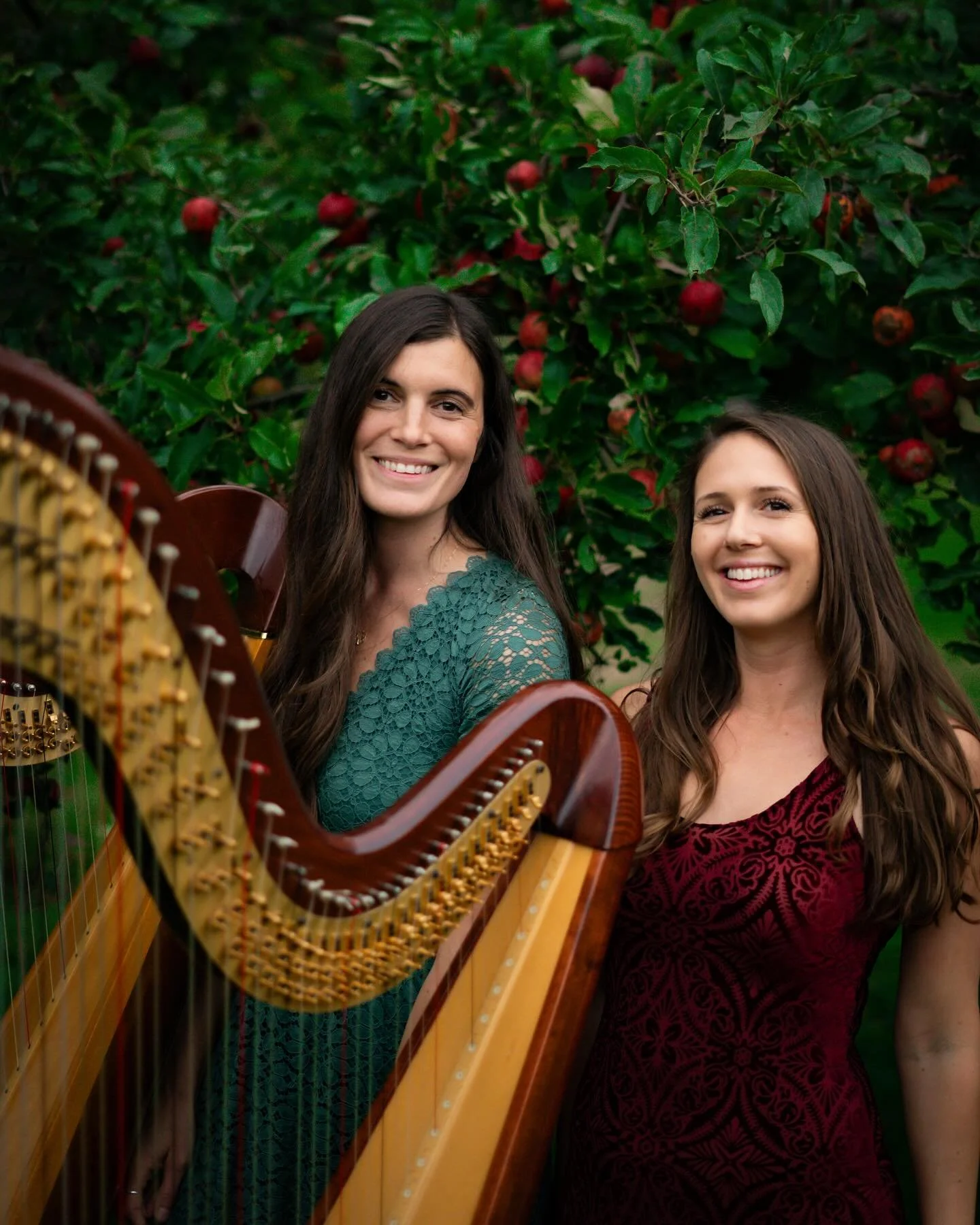 Wishing you all a very Merry Christmas! 🎄
We’ve had such a wonderful year making music together - thank you for listening and being on this journey with us. 🎶
Lots of love,
❤️Jessica & April