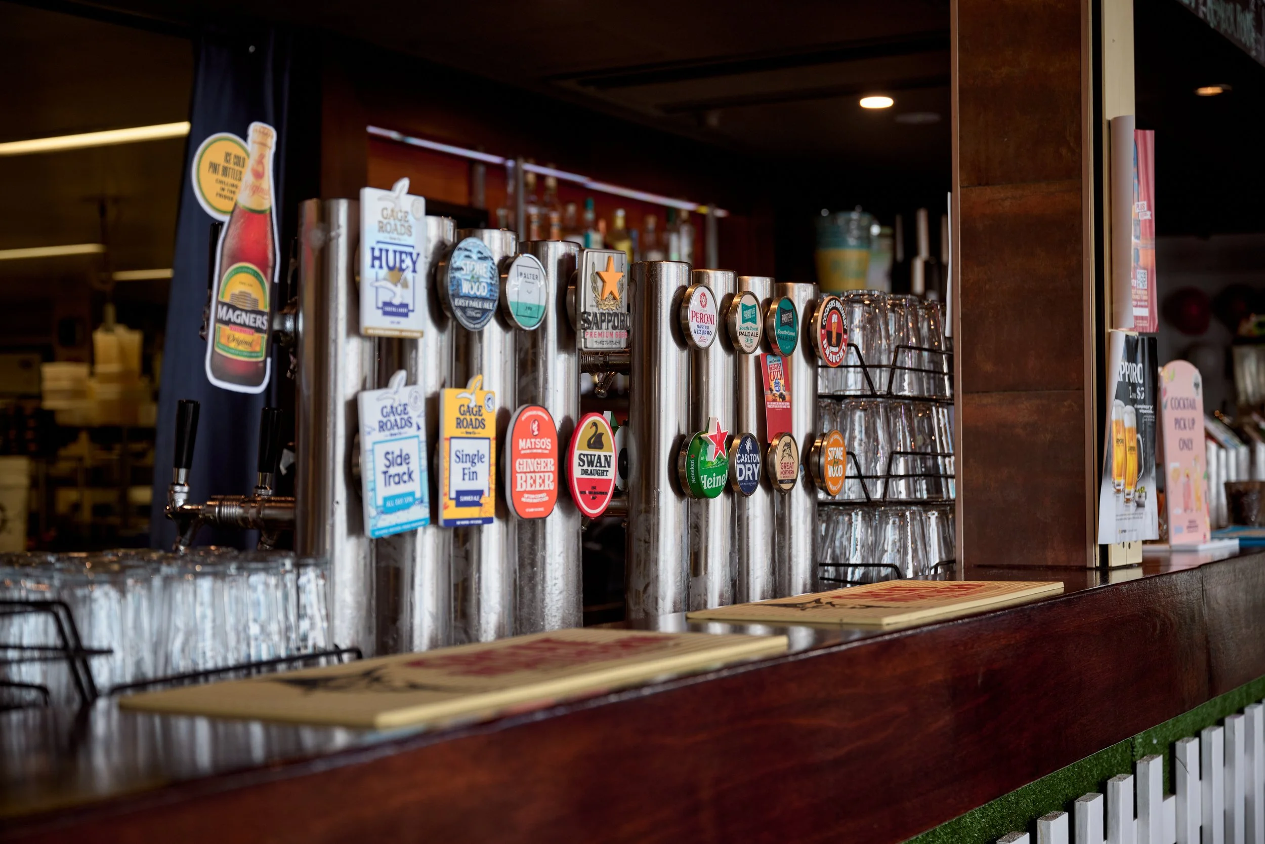 Lucky's Lunchbox - The Lucky Shag Bar  –  August 2026staurant  –  August 2026_SBT1225.jpg