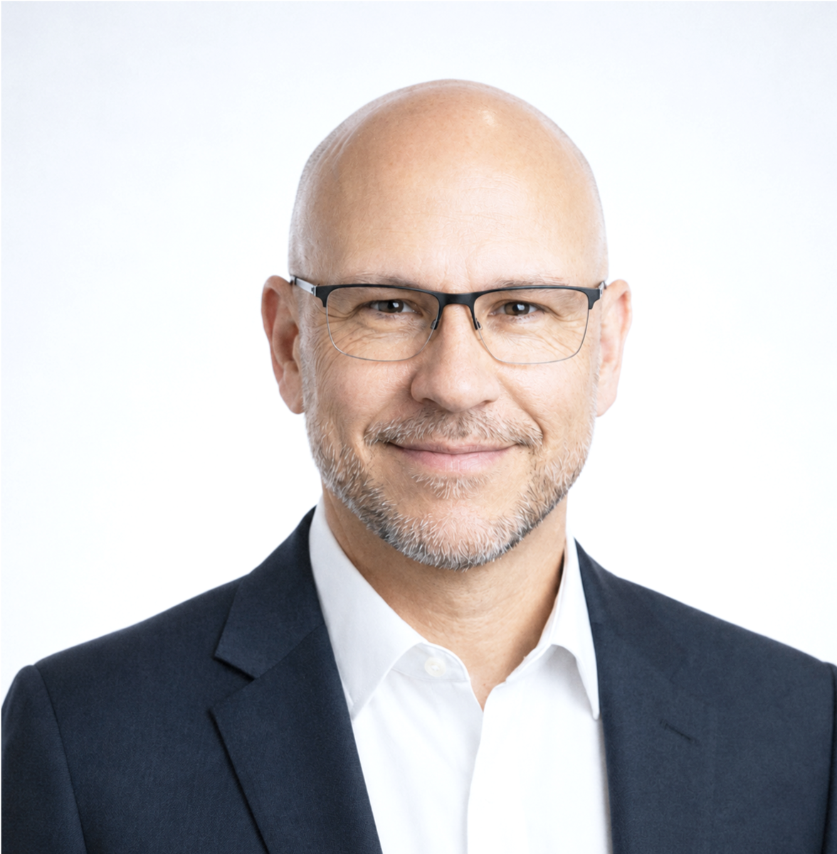 Ivan Vujicic, nearly 20 years' experience in executive search across mining and metals, diversified industrials, manufacturing and defence.