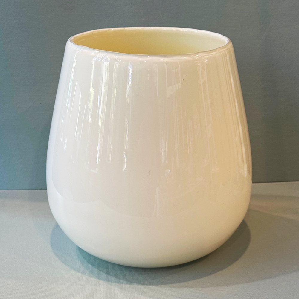 Henry Dean Glass Vase Ivory — VICTORIA COLLISON