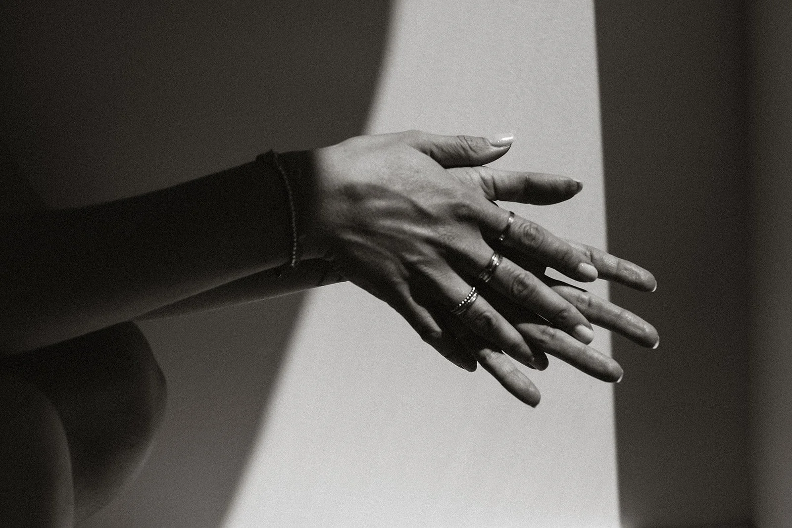 Editorial-image-hand-black-white.jpg
