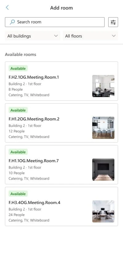 Liste verfügbarer Besprechungsräume in einem Gebäude, mit Angaben zur Raumnummer, Kapazität und Ausstattung wie Catering, TV und Whiteboard.