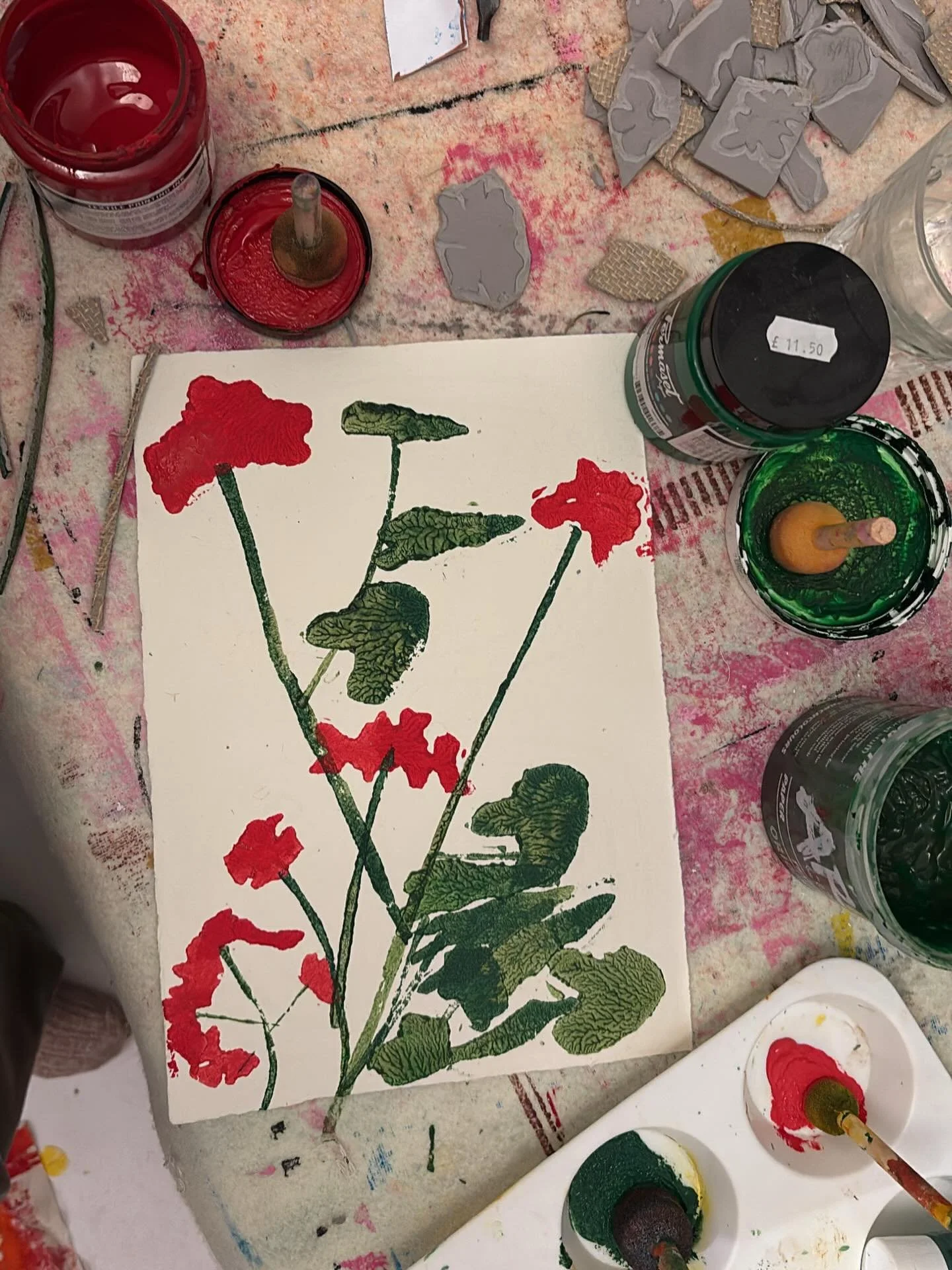 I know I&rsquo;m supposed to make a carousel and tell you a &lsquo;truth&rsquo; or something you didn&rsquo;t know about me but I actually just wanted to show you this geranium print. 
Those of you who saw my stories a couple of nights ago  loved it,