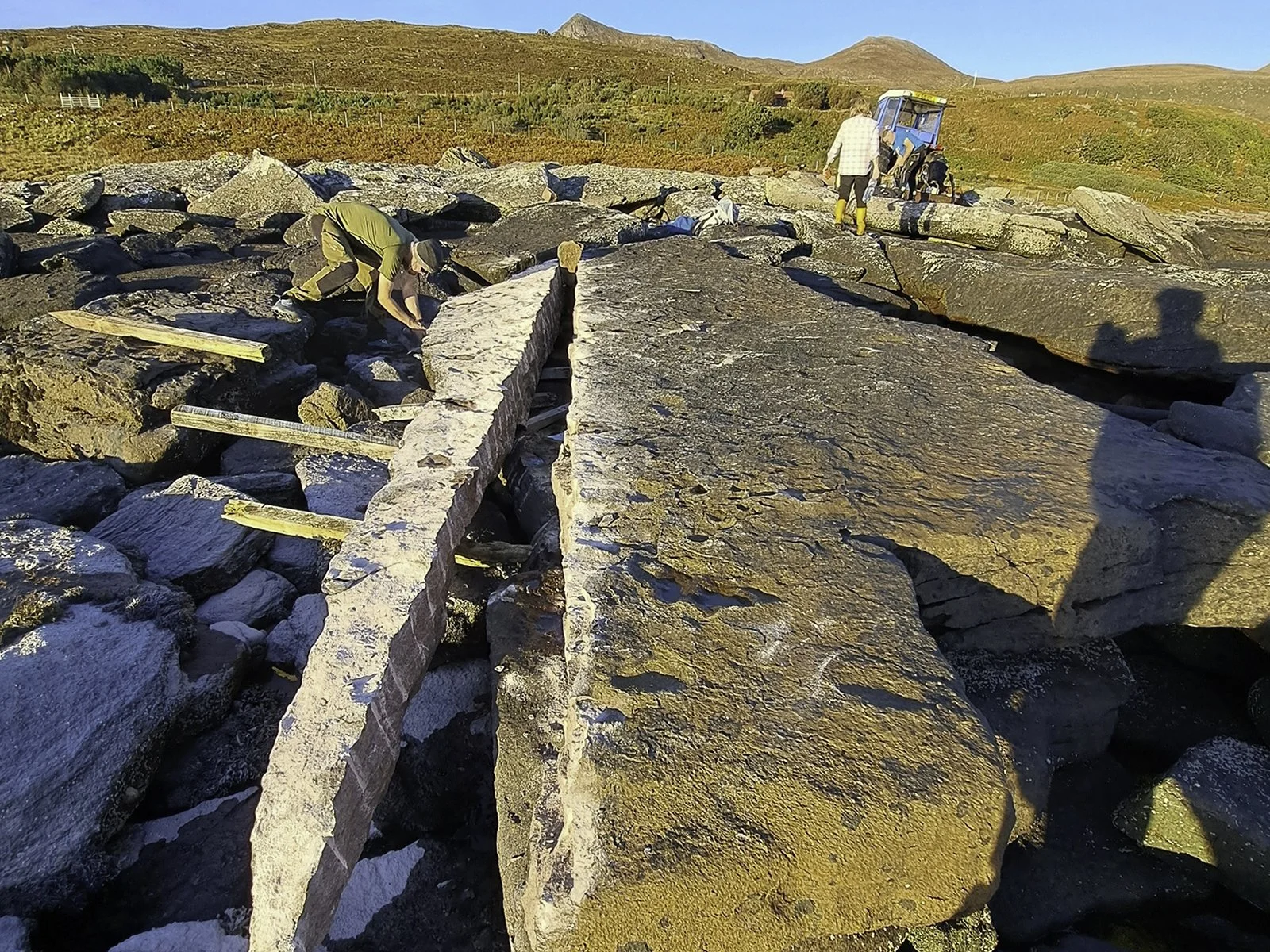 The first of 4 split stones for the 3 ‘women stones’ and the central A' Chlach Mhòr’ stone.