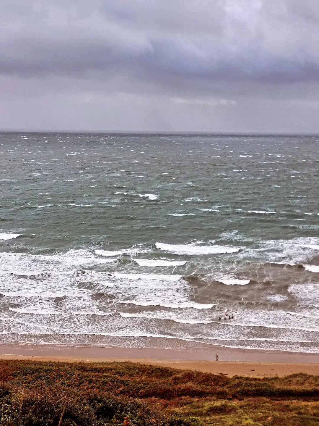 When you've made your way to Woolacombe and you're wet already...afternoon swim time!

Wet and wild today but a surprising amount of hardy souls paying us a visit.  Back open tomorrow from 9.30...

#theportholewoolacombe #woolacombe #woolacombebeach 