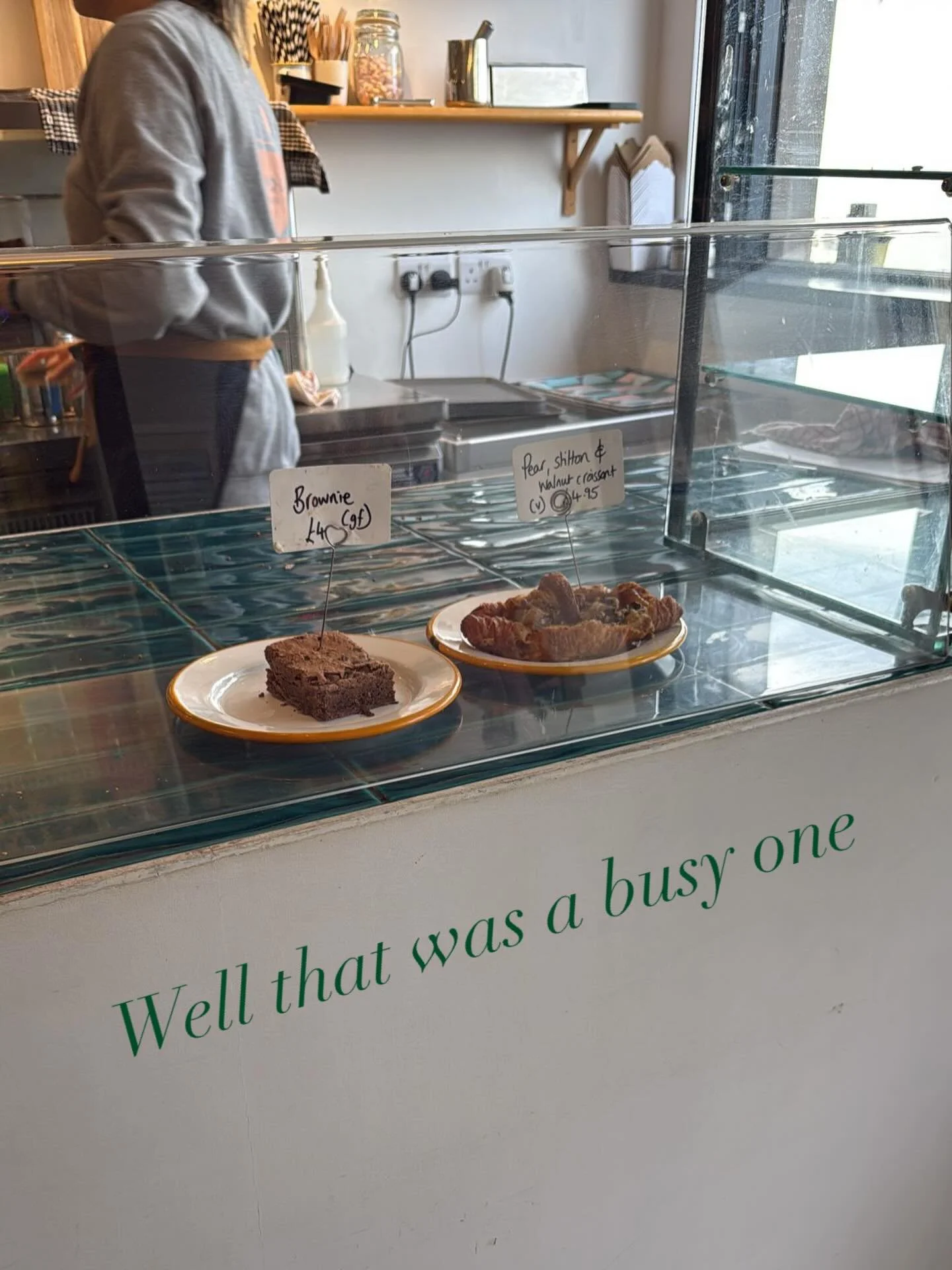 Wow! Wow! Wow! 
What a day yesterday, thank you so much to all who visited, you cleaned us out! 
We have a limited menu available today but we will be open until 4pm serving drinks, gift vouchers and ice cream too if you&rsquo;re that guy?! 

#thepor