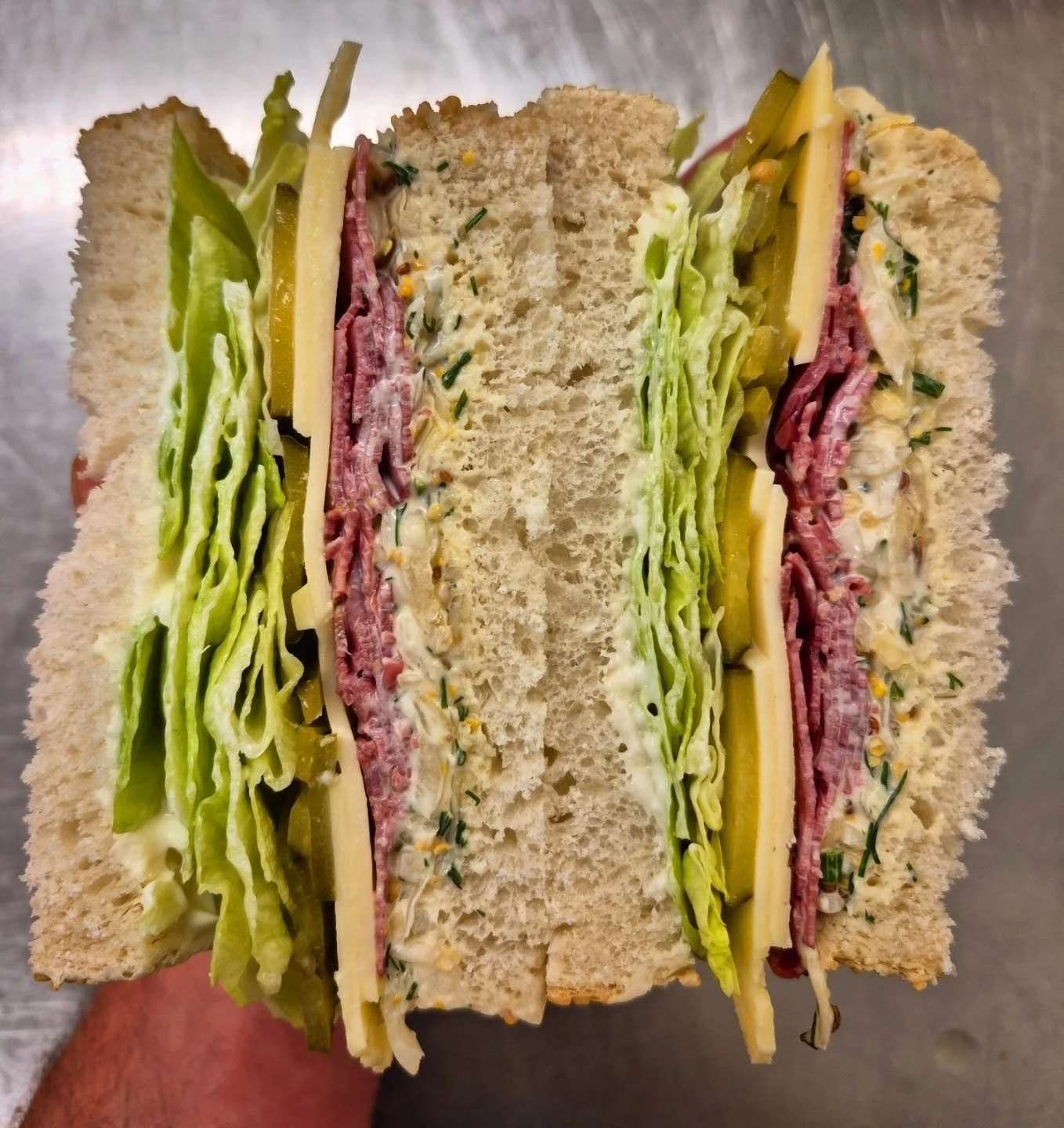 Look who's back!

Porthole Pastrami Sandwich

*@trealyfarmcharcuterie Pastrami
*House kraut slaw made with our own sauerkraut, dill and loads of mustard
*Emmental, dill pickles, iceberg
*@east.westbakery white sesame loaf

A crowd pleaser for the mas