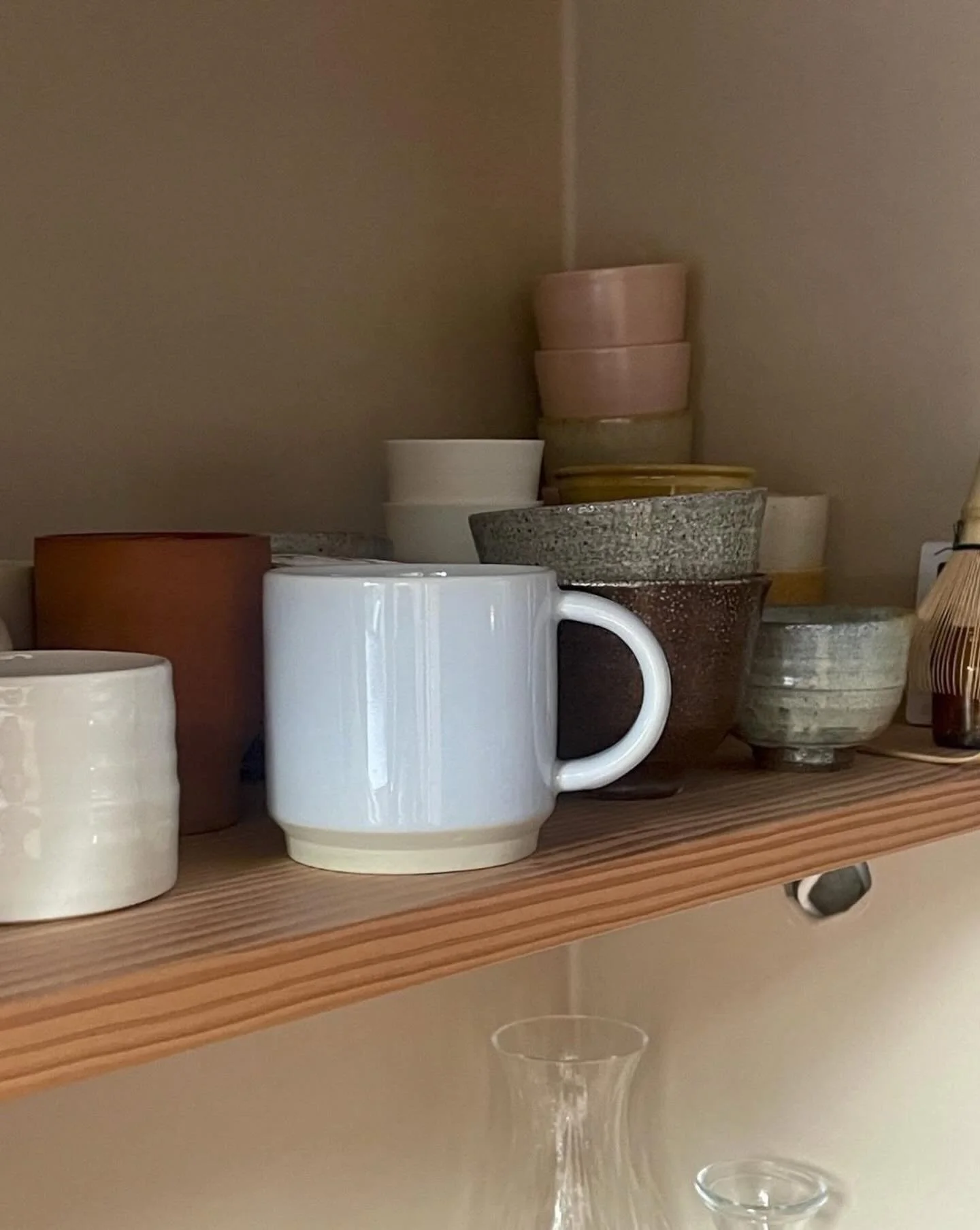 The Memphis Stoneware series is tableware made for everyday use. It is part of the Stilleben Tableware Collection and features geometric shapes, honest materials and mellow colours.

@stilleben_dk