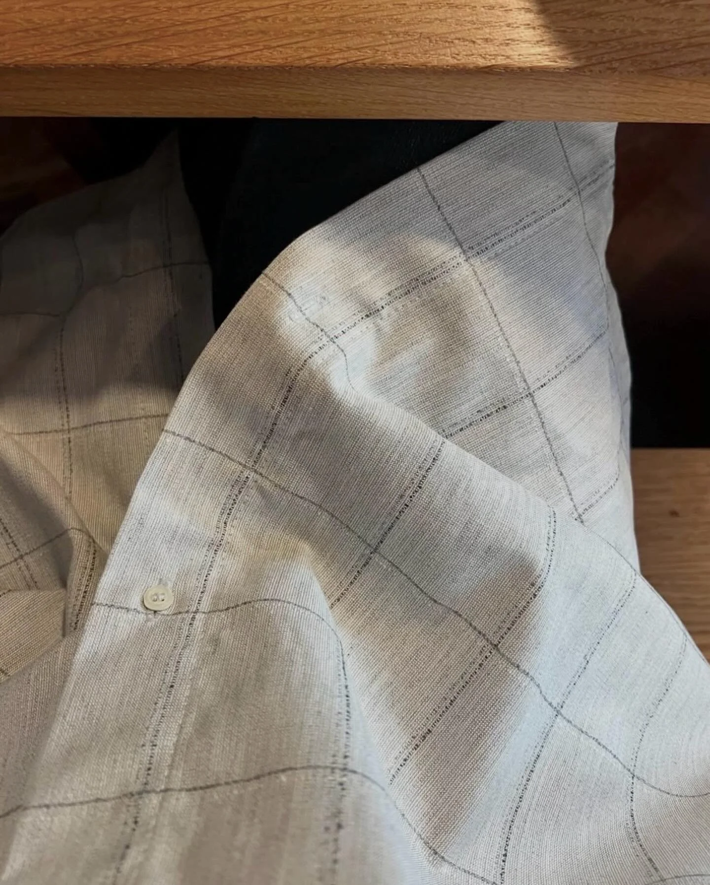 FABULOUS AGENDA

&ldquo; Our vision is to create timeless items, using leftover fabrics in small quantities. We want to create meaningfull products that last. By making a conscious choice using existing fabrics and by doing local production we contri