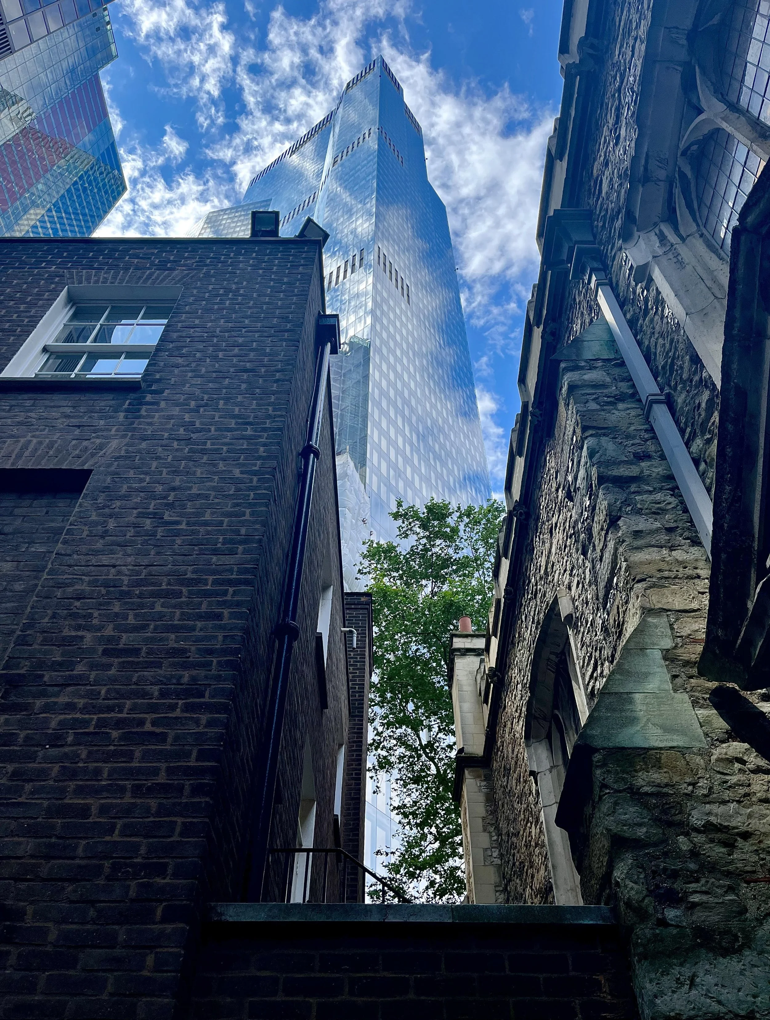 St Helen's Bishopsgate, EC3. August 2023